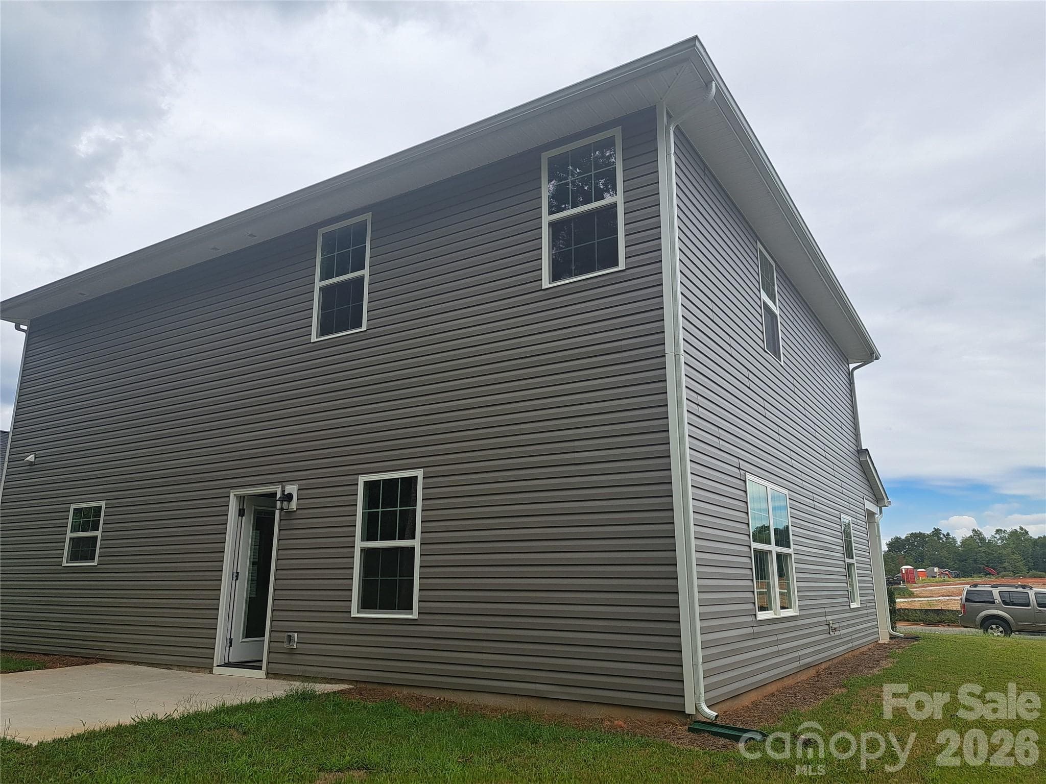 Single Family Residence at 1095 Kildare Drive, Salisbury, photo 3 of 28