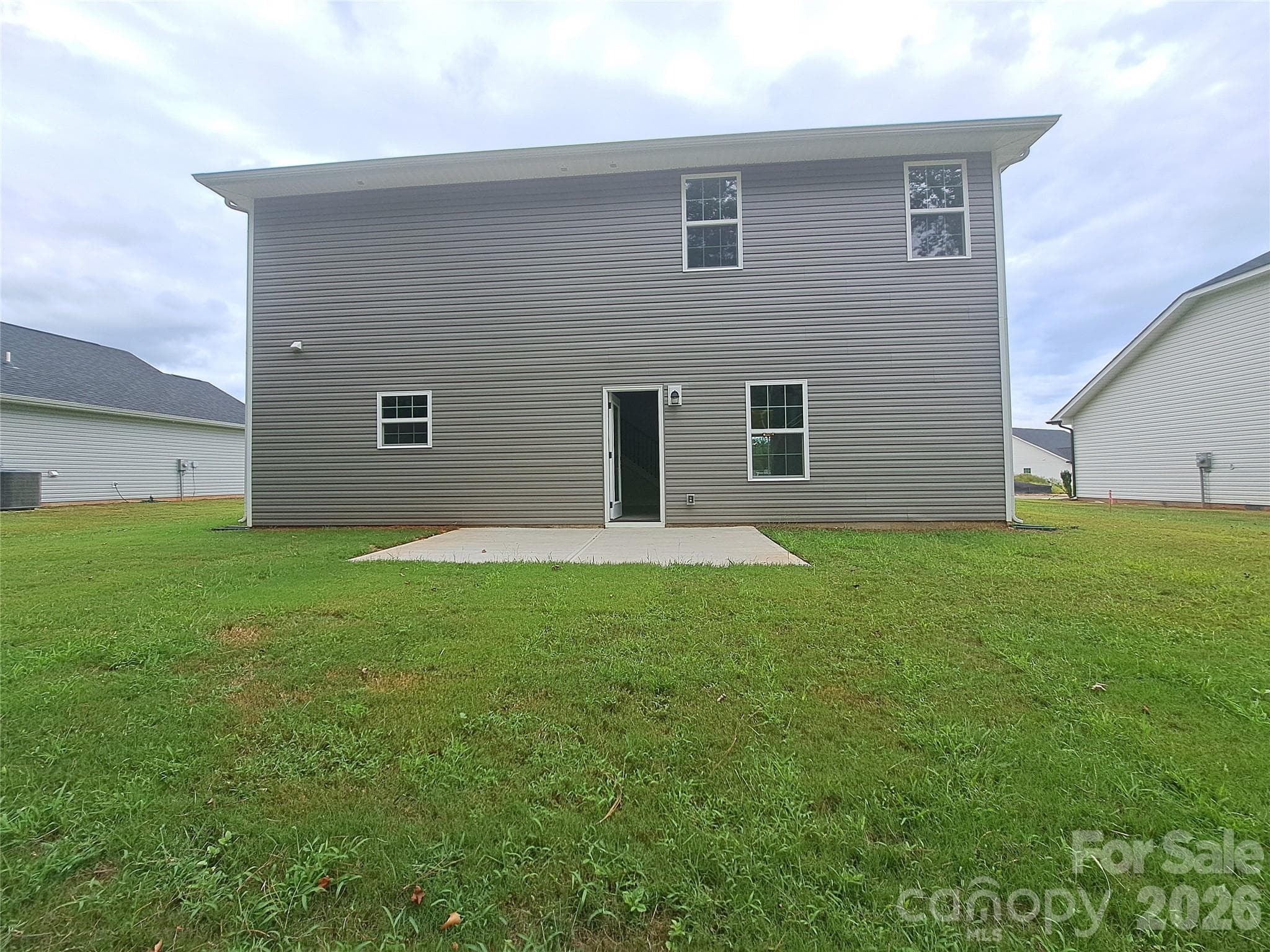 Single Family Residence at 1095 Kildare Drive, Salisbury, photo 4 of 28
