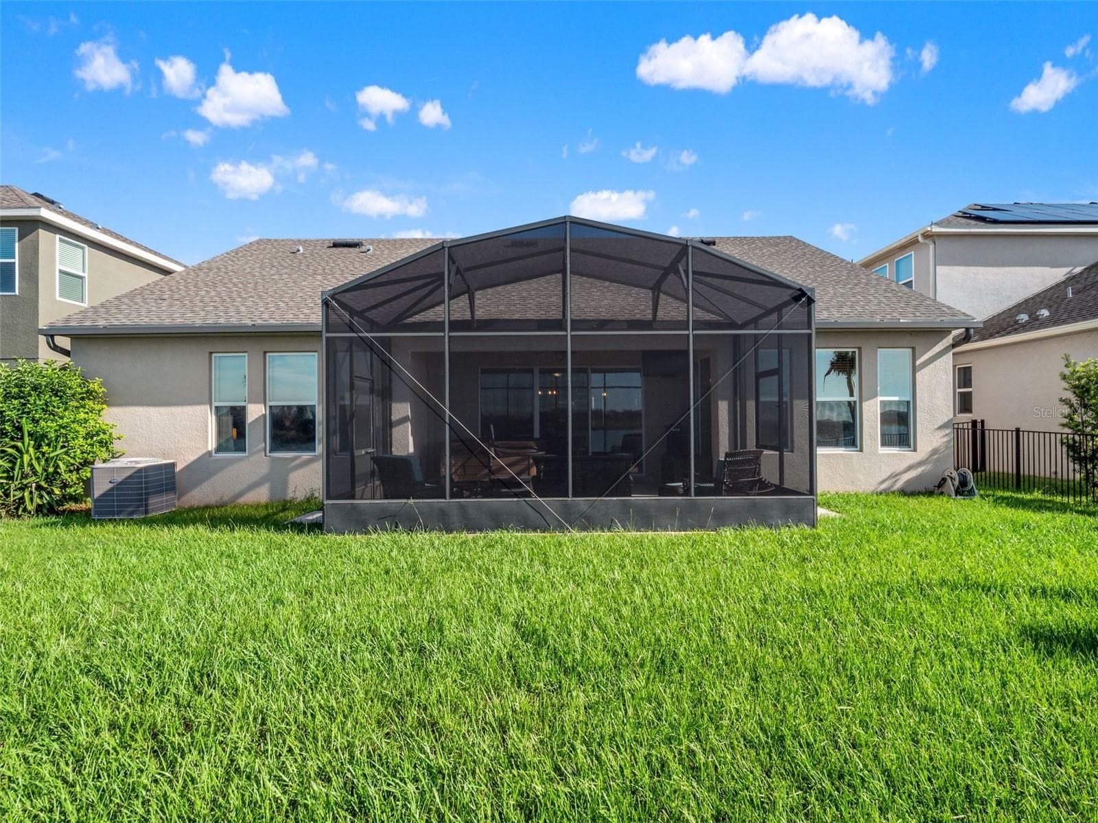 Single Family Residence at 429 BLUE CYPRESS DR, GROVELAND, photo 36 of 62