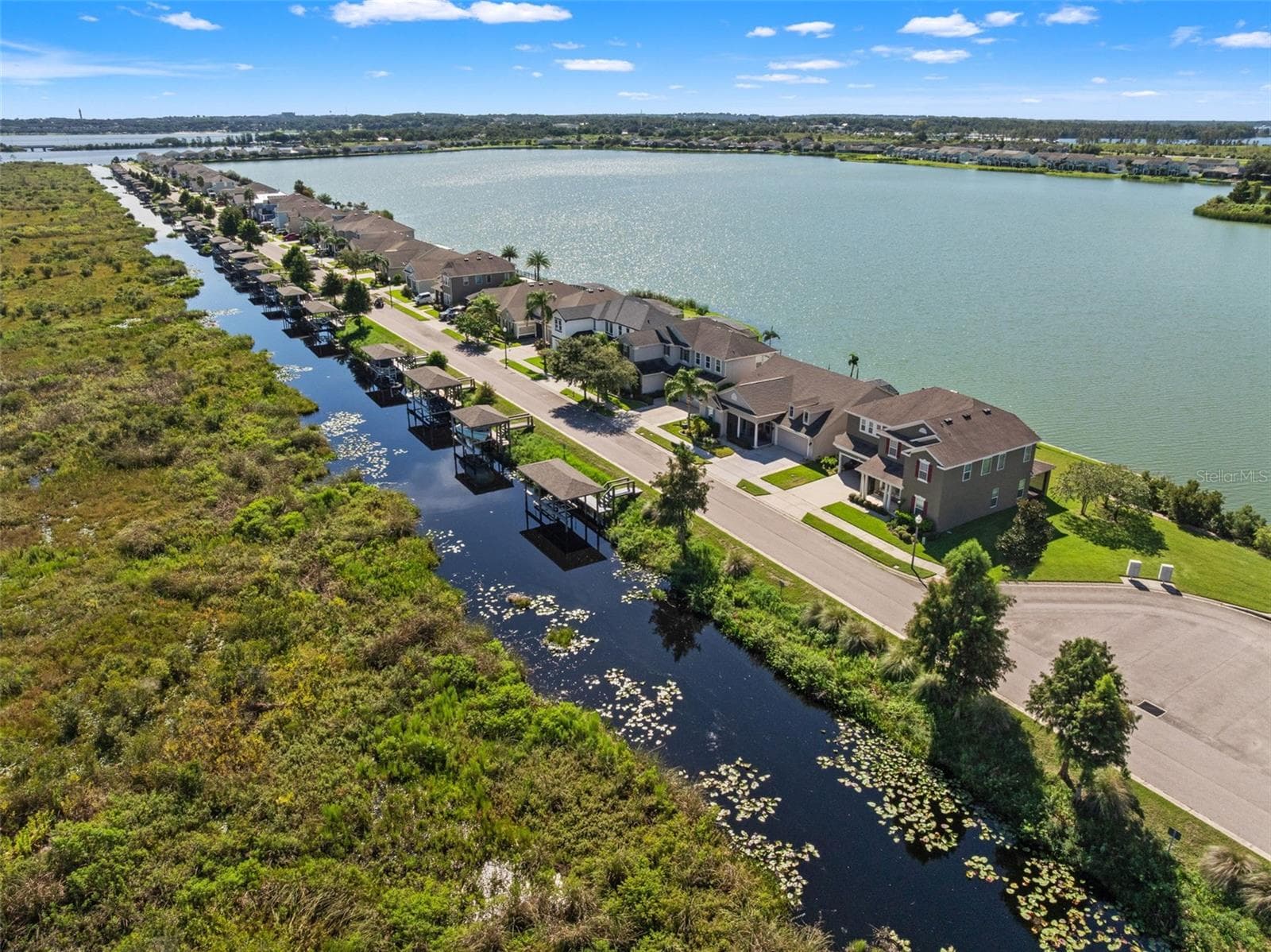 Single Family Residence at 429 BLUE CYPRESS DR, GROVELAND, photo 41 of 62