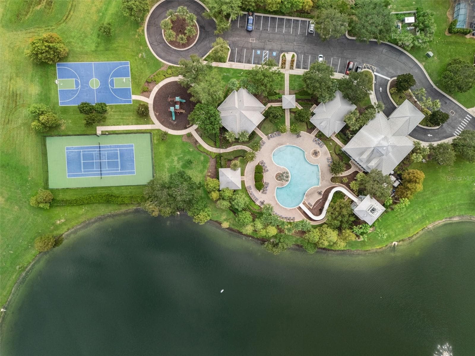 Single Family Residence at 429 BLUE CYPRESS DR, GROVELAND, photo 56 of 62