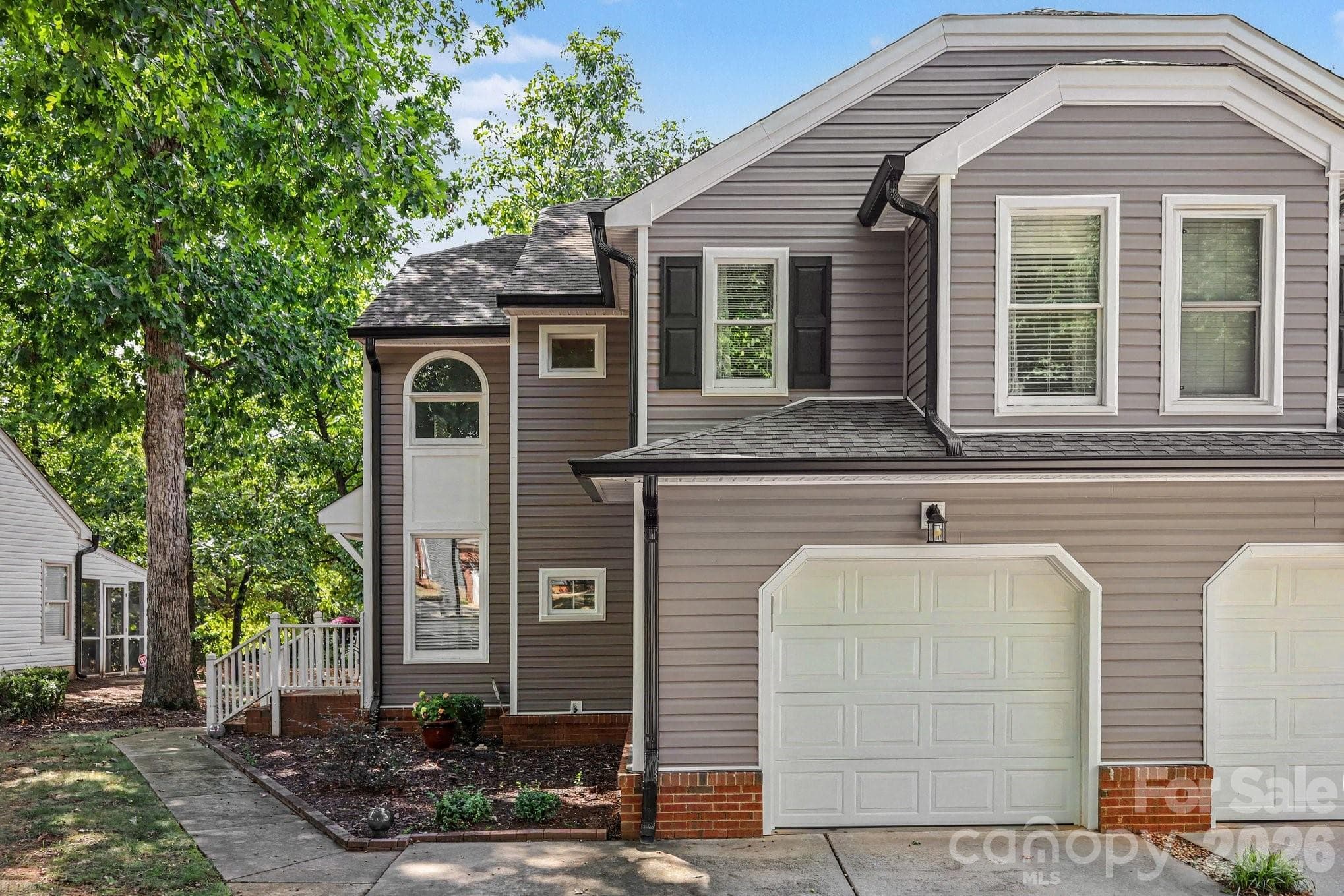 8609 Fox Chase Lane