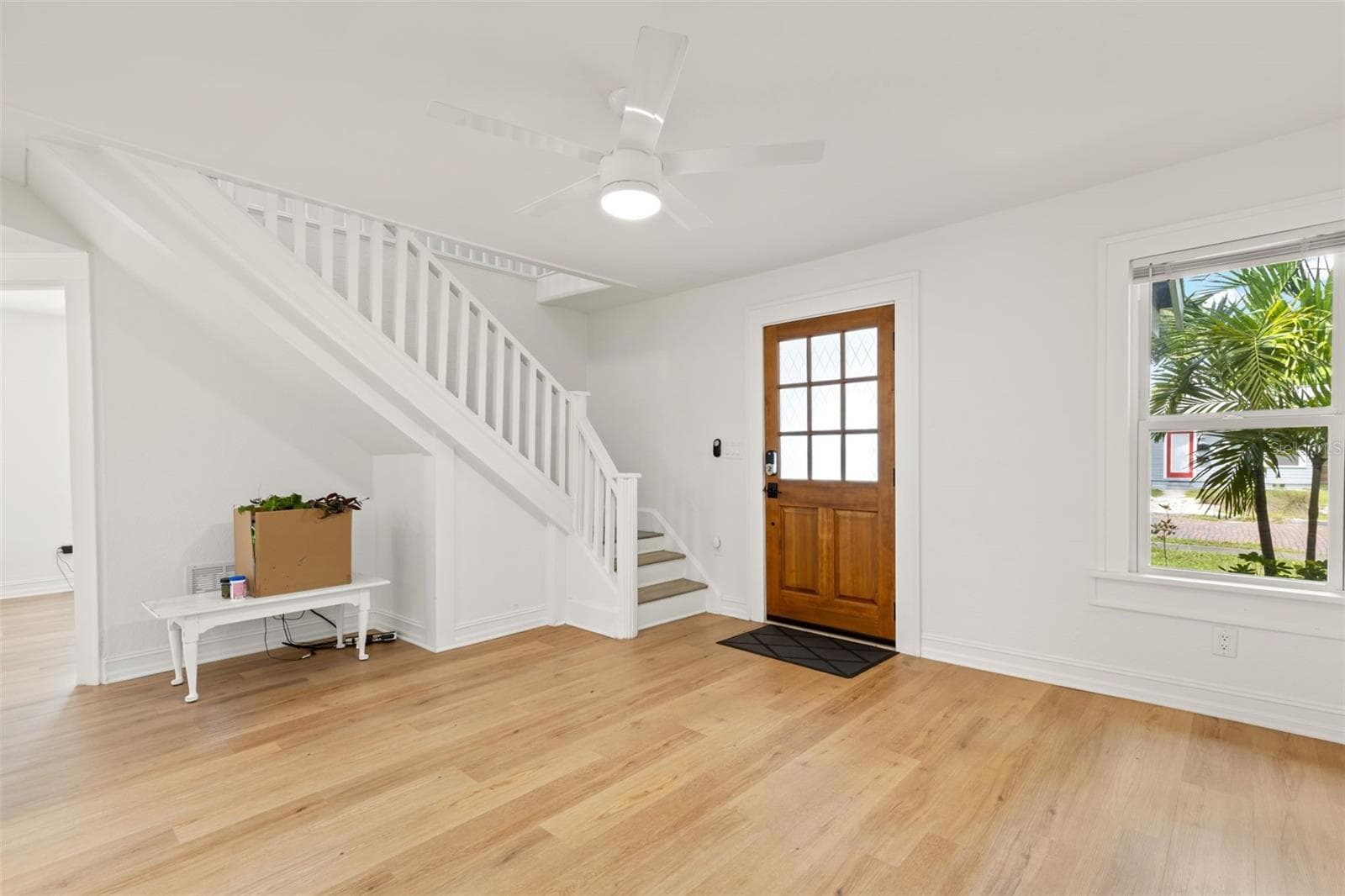 Single Family Residence at 2010 DARTMOUTH AVE N, ST PETERSBURG, photo 11 of 38