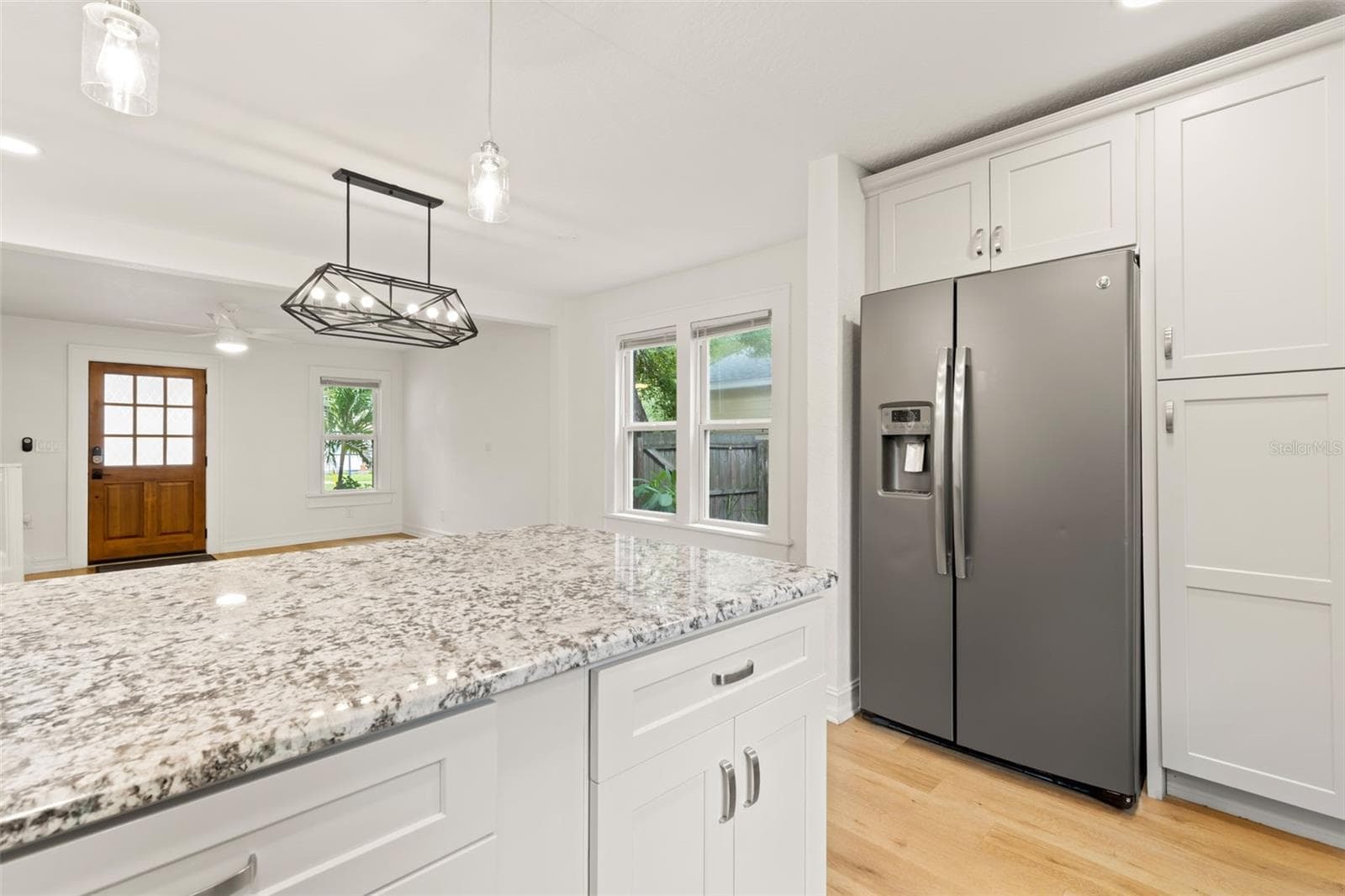 Single Family Residence at 2010 DARTMOUTH AVE N, ST PETERSBURG, photo 18 of 38