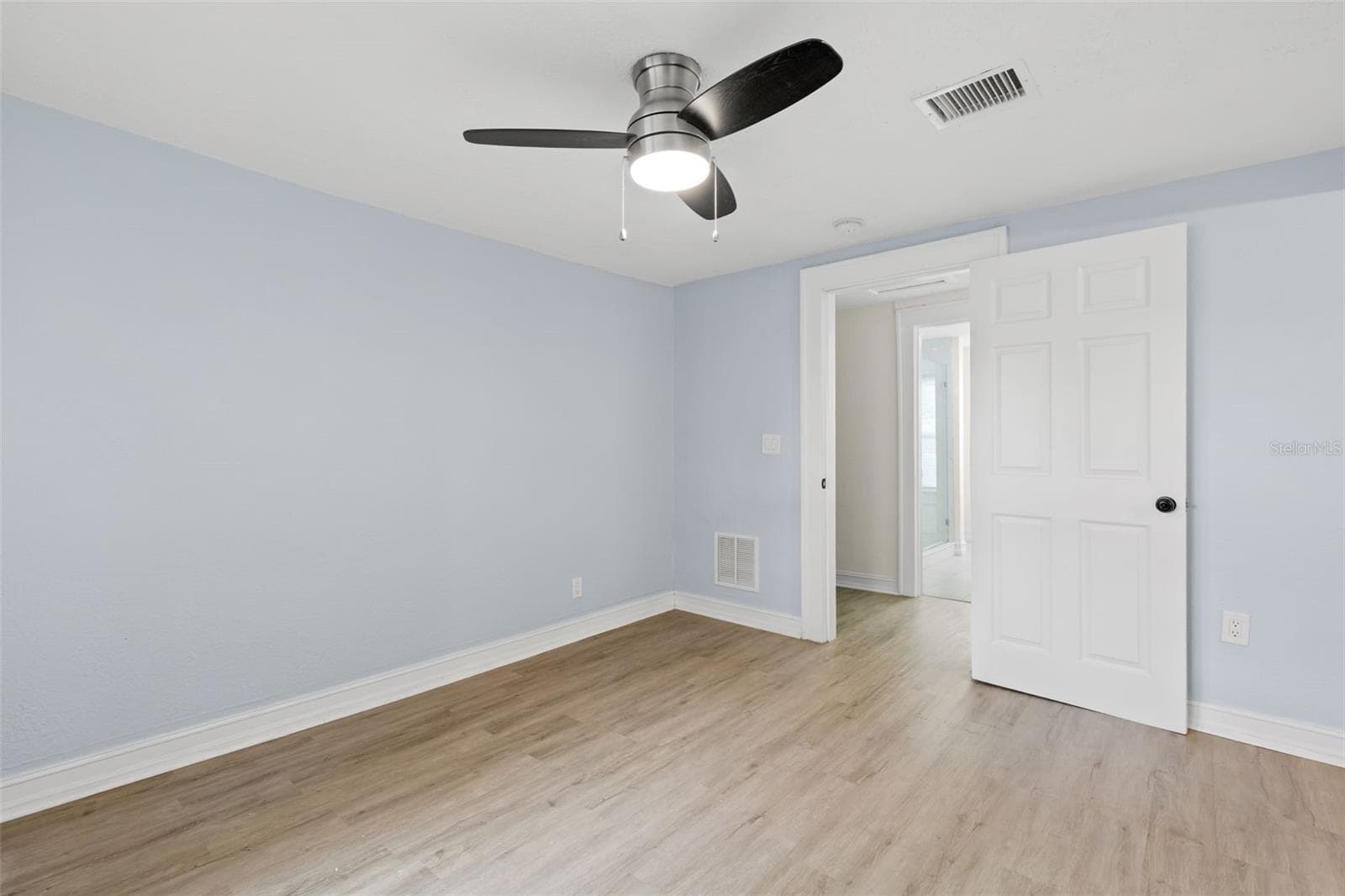 Single Family Residence at 2010 DARTMOUTH AVE N, ST PETERSBURG, photo 21 of 38