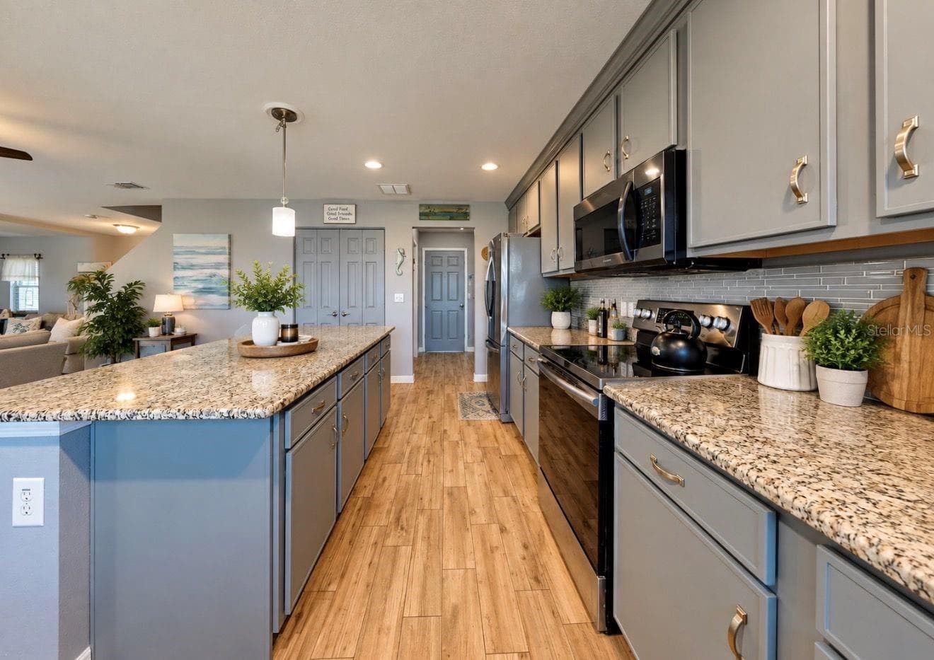 Single Family Residence at 337 STAR SHELL DR, APOLLO BEACH, photo 25 of 45