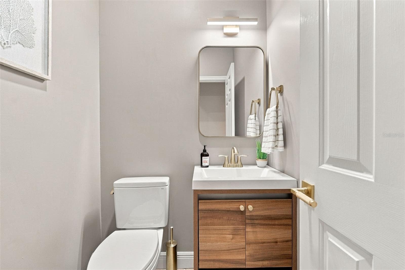 half bath - 23529 DEAN AVE, PORT CHARLOTTE