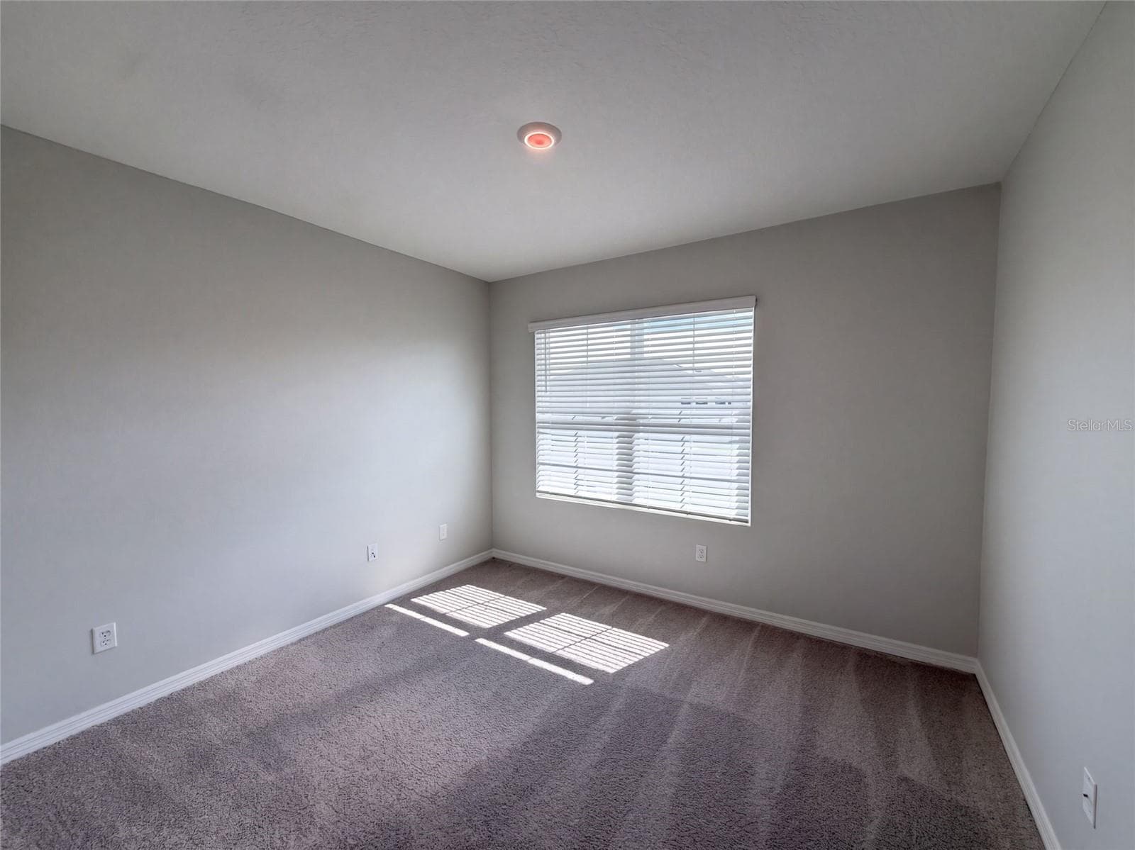 Single Family Residence at 2112 ELIO RIDGE DR, ZELLWOOD, photo 15 of 24