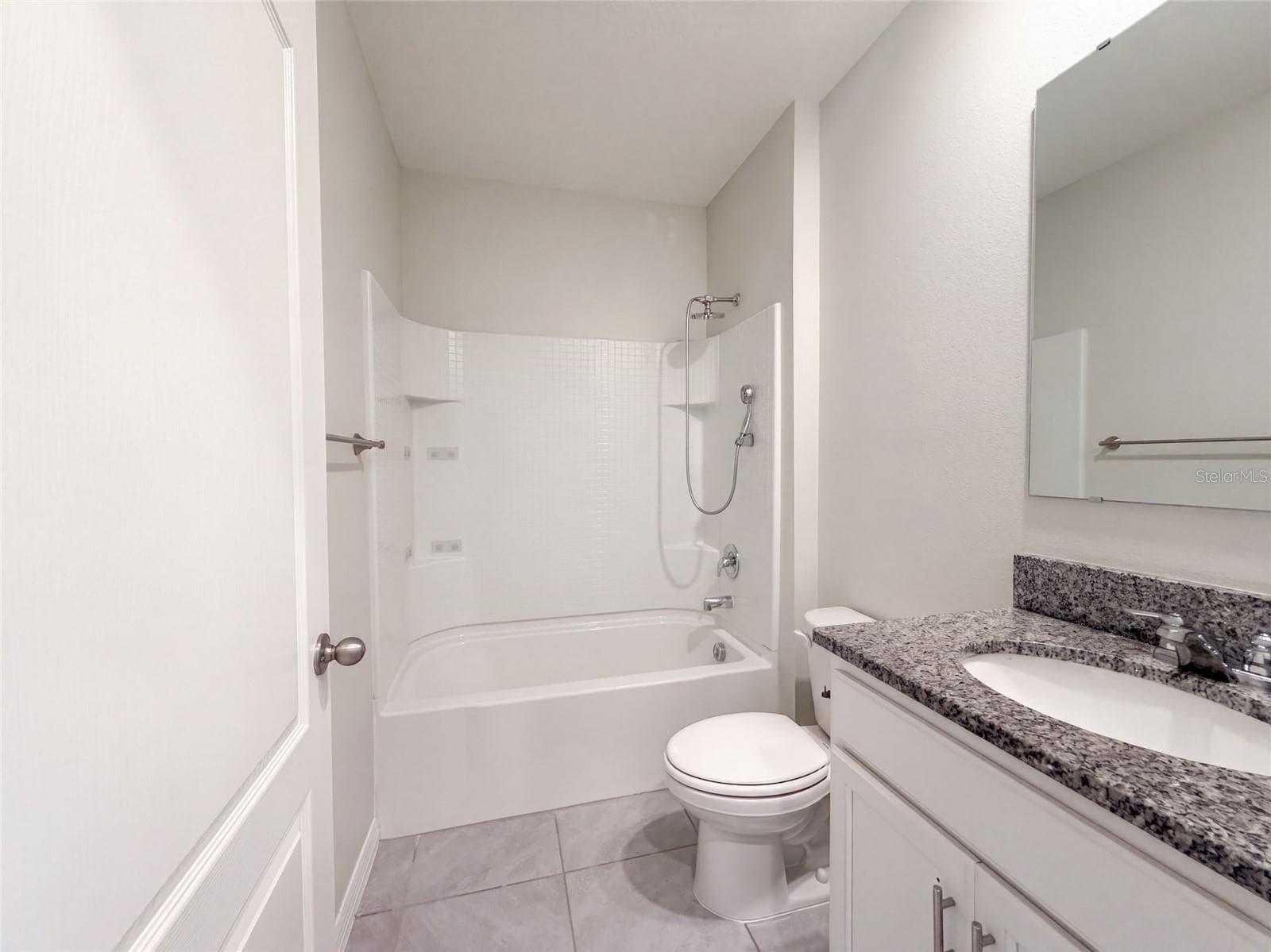 Single Family Residence at 2112 ELIO RIDGE DR, ZELLWOOD, photo 19 of 24