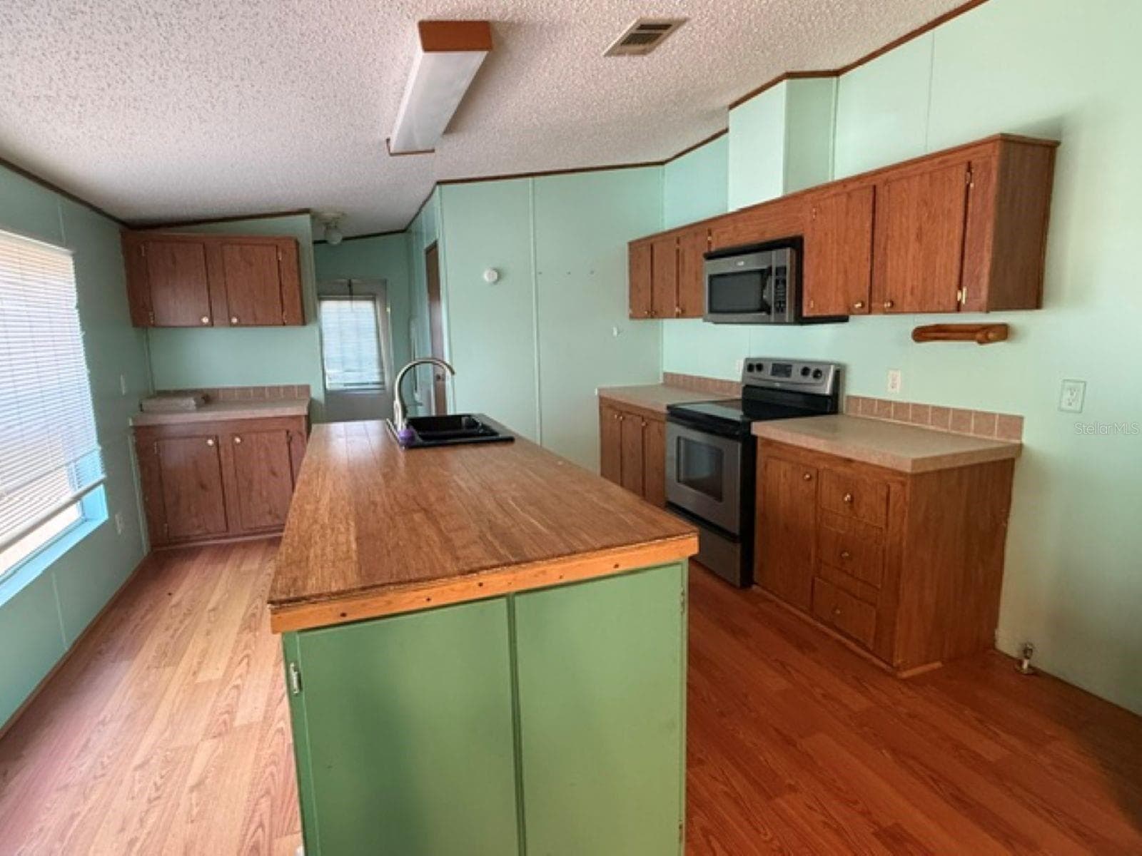 Kitchen - 18351 SE 62ND PL, OCKLAWAHA