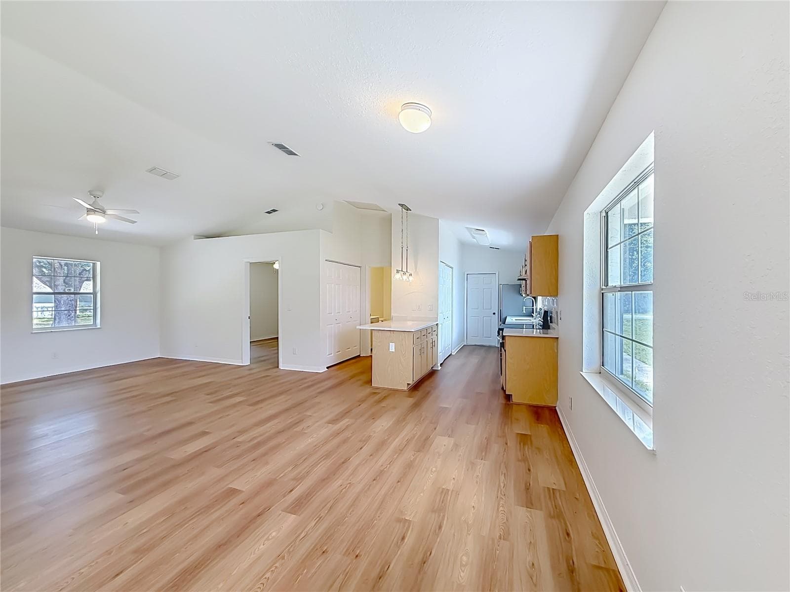 Single Family Residence at 7946 JUNIPER RD, OCALA, photo 8 of 50