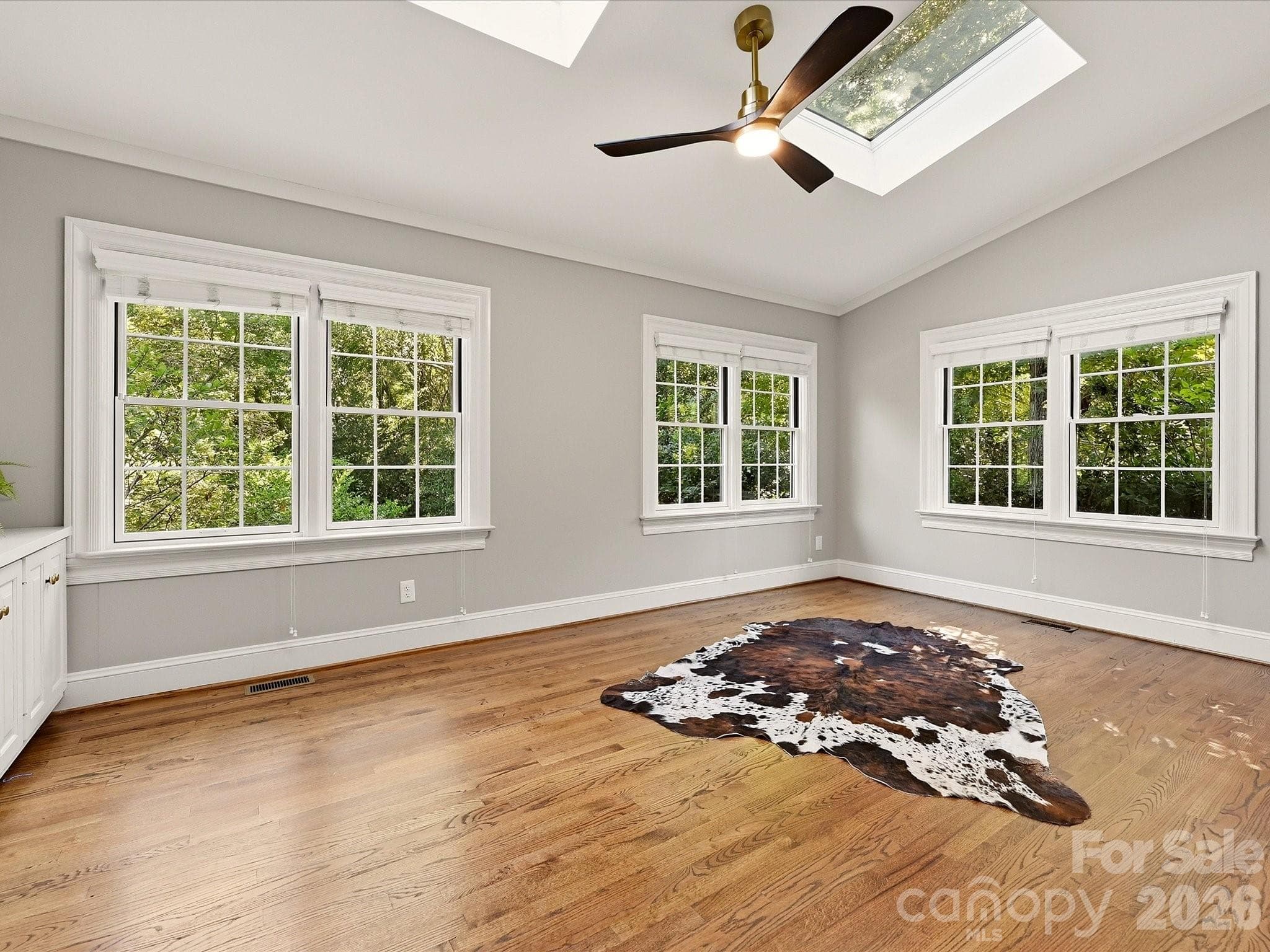 Single Family Residence at 7019 Whitemarsh Court, Charlotte, photo 14 of 48