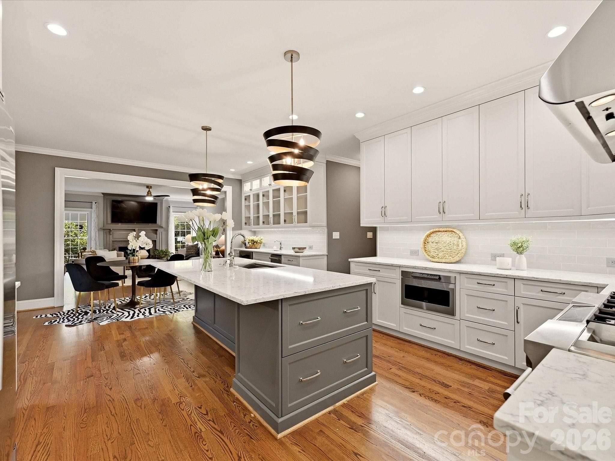 Single Family Residence at 7019 Whitemarsh Court, Charlotte, photo 21 of 48