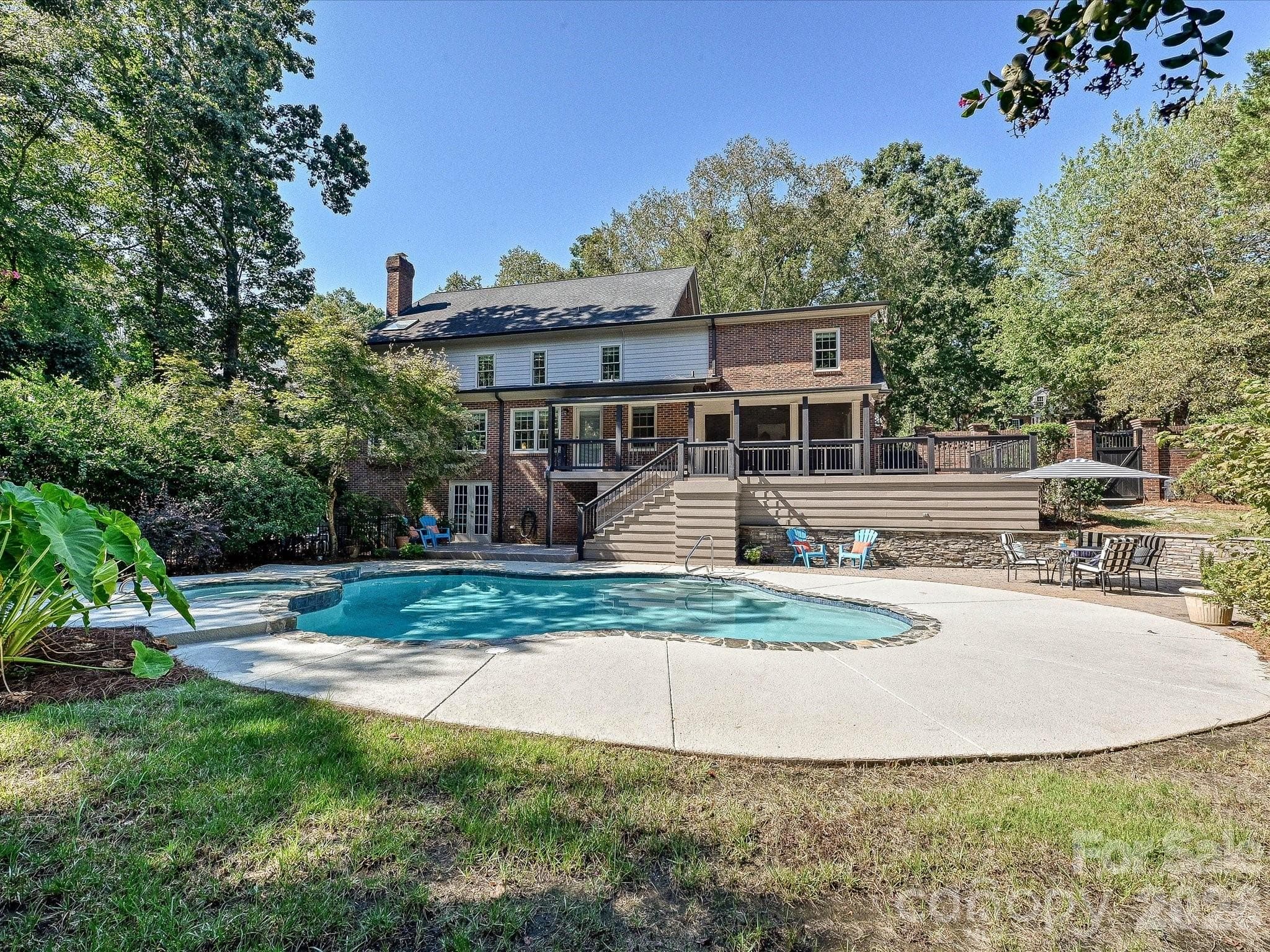 Single Family Residence at 7019 Whitemarsh Court, Charlotte, photo 47 of 48