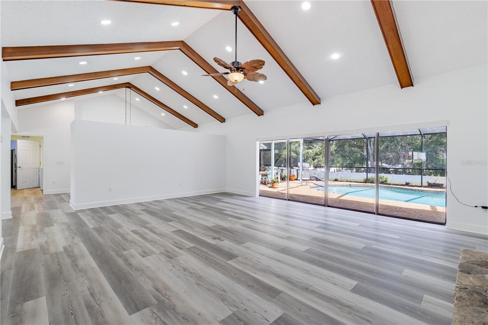 Single Family Residence at 33816 SPRING DR, LEESBURG, photo 9 of 62
