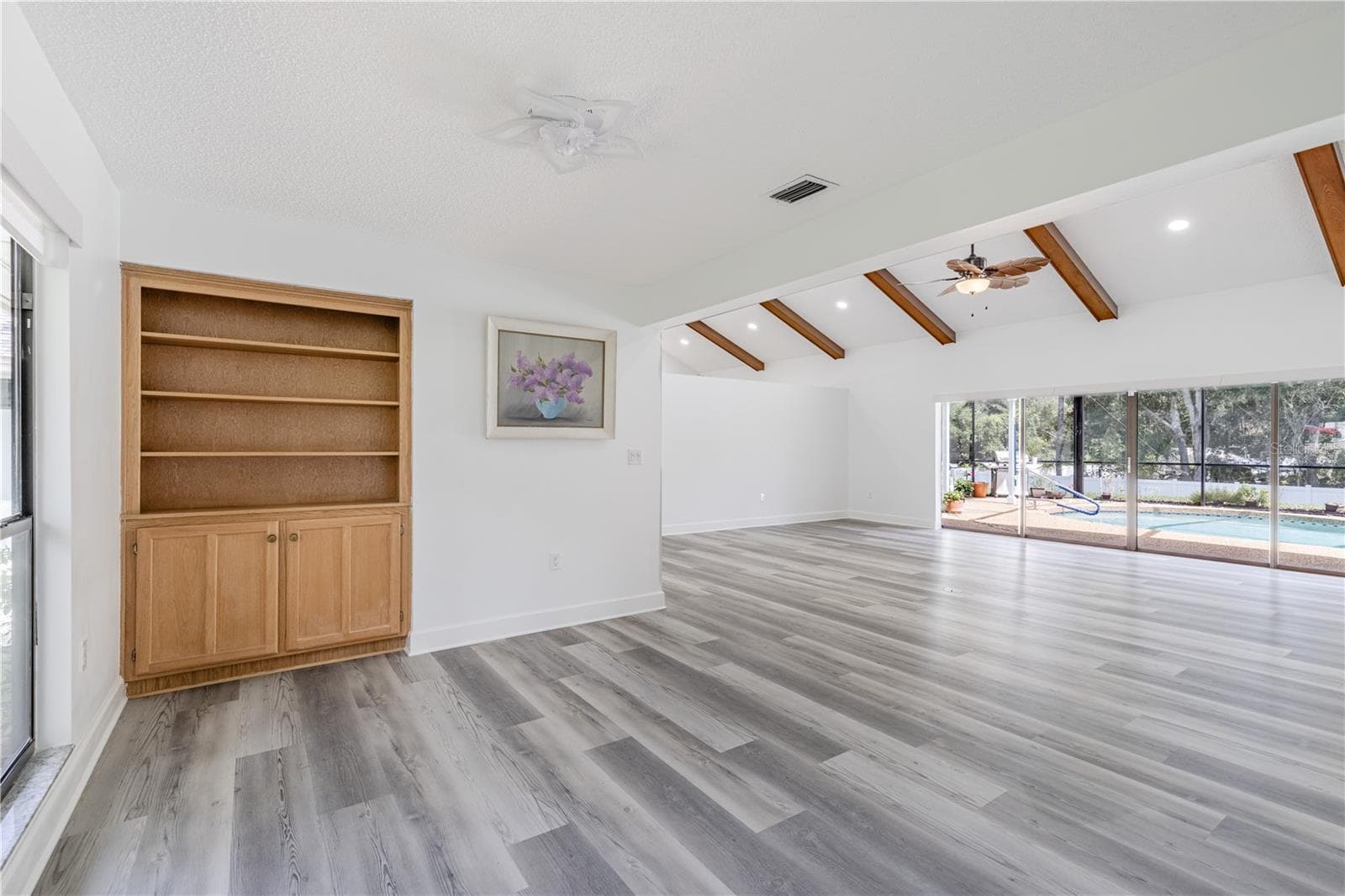 Single Family Residence at 33816 SPRING DR, LEESBURG, photo 12 of 62