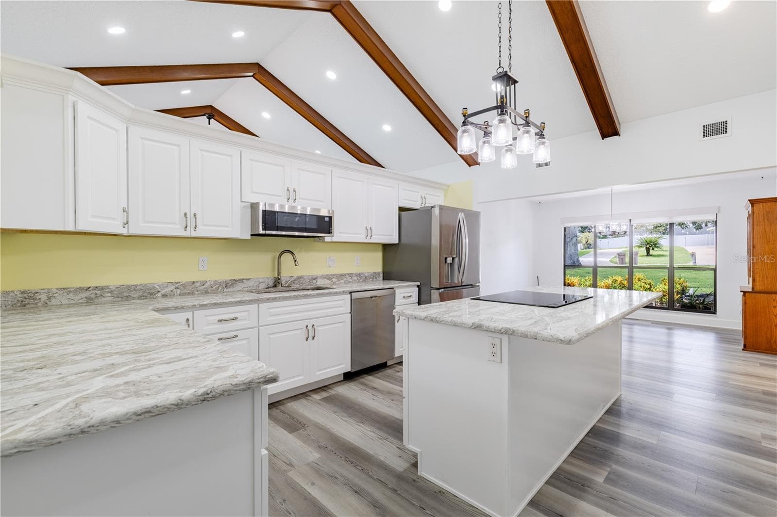Single Family Residence at 33816 SPRING DR, LEESBURG, photo 15 of 62