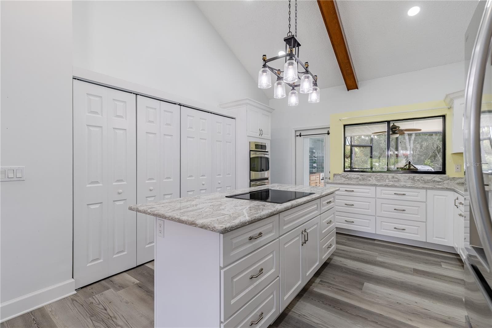 Single Family Residence at 33816 SPRING DR, LEESBURG, photo 16 of 62