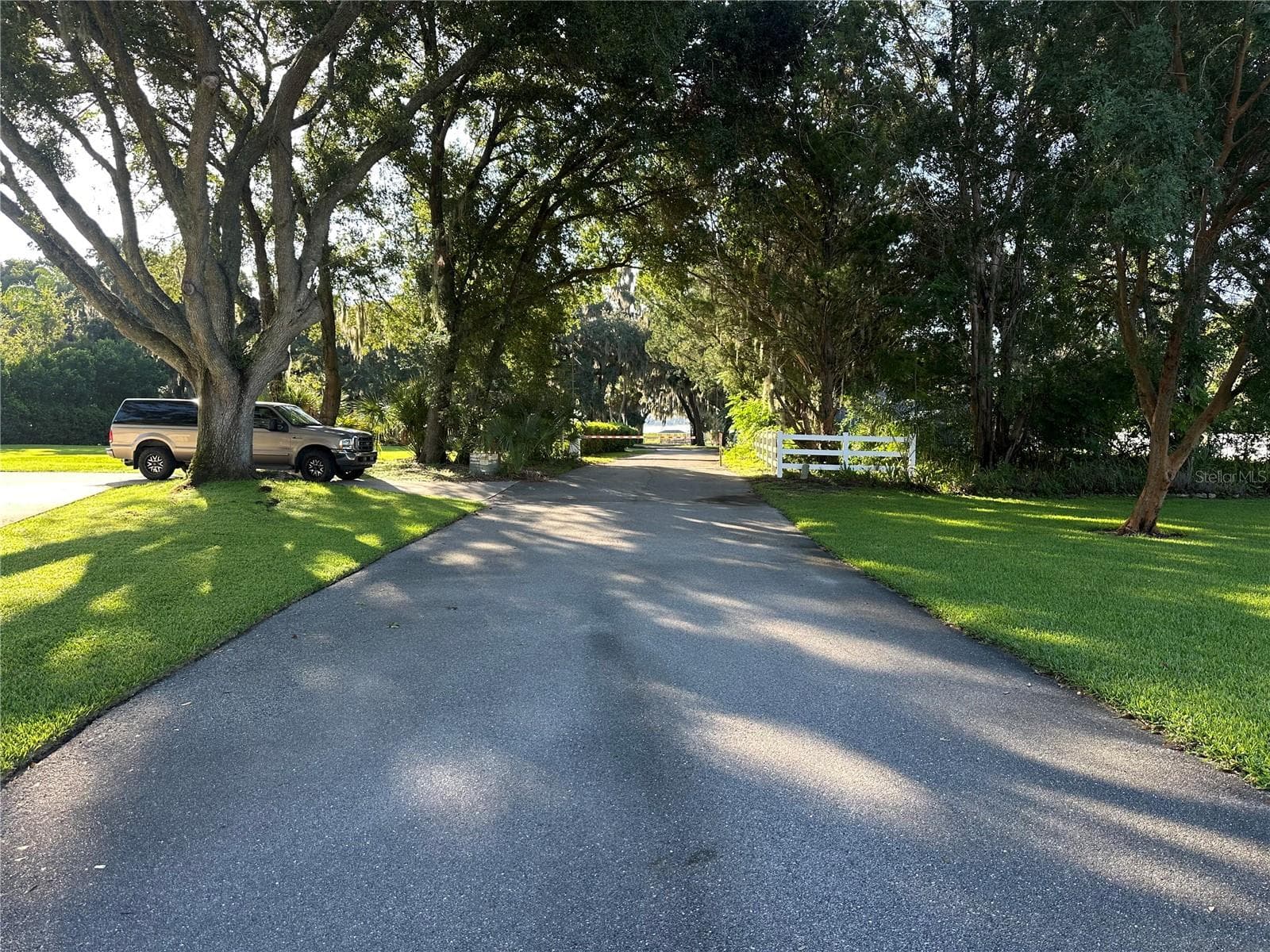 Gated access from Silver Lake Drive - 33816 SPRING DR, LEESBURG
