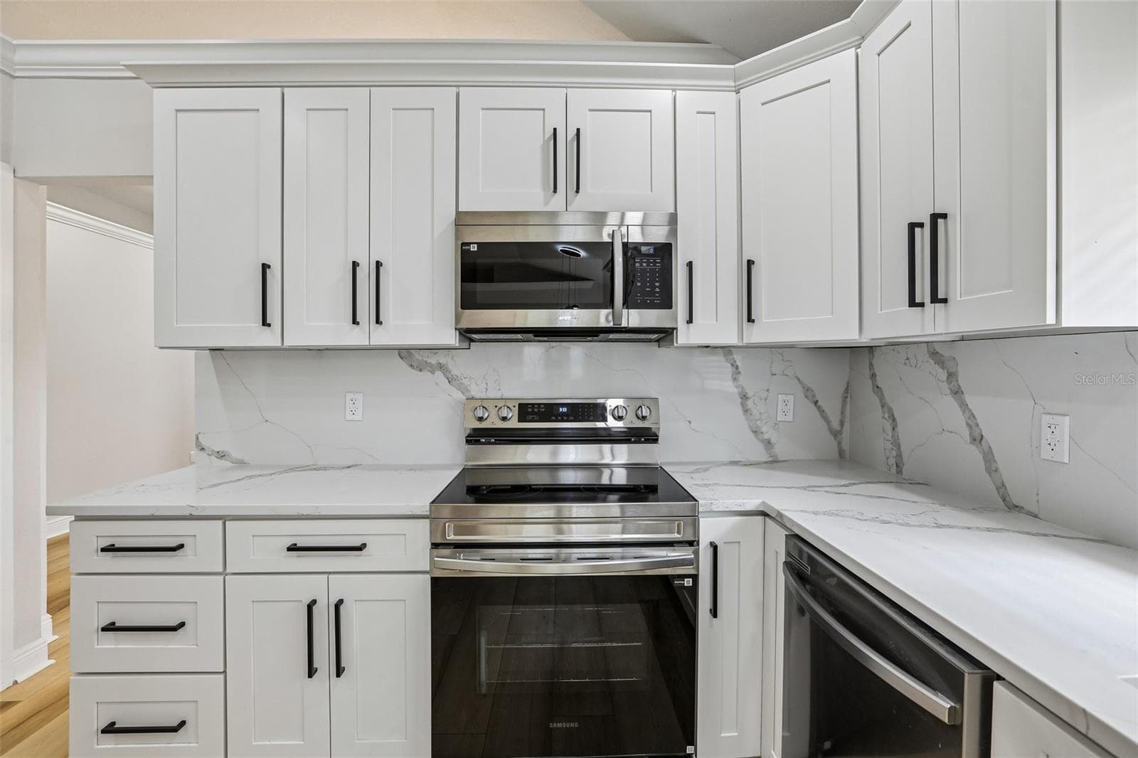 Single Family Residence at 2455 HICKMAN CIR, CLEARWATER, photo 12 of 44