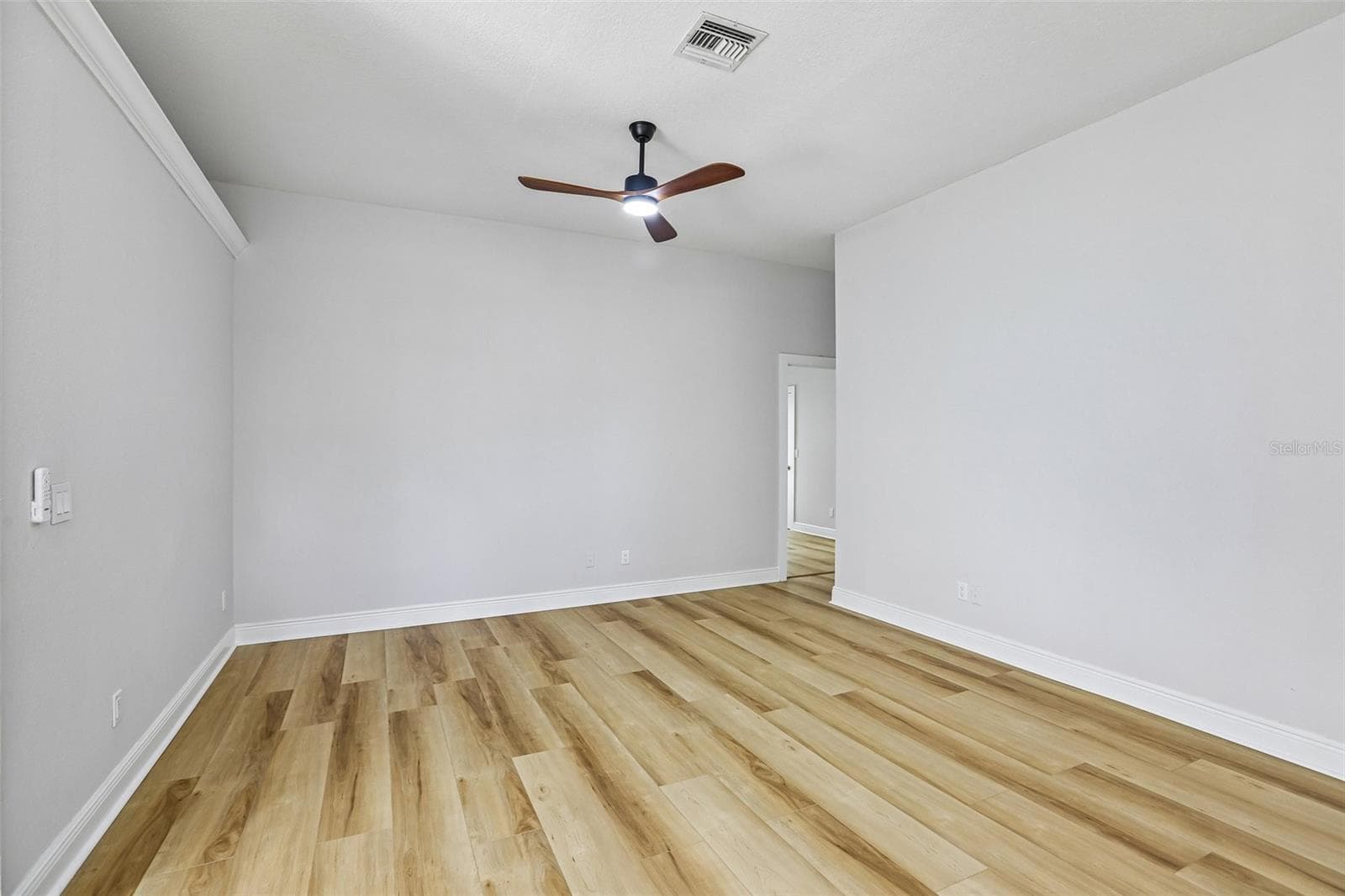 Single Family Residence at 2455 HICKMAN CIR, CLEARWATER, photo 22 of 44
