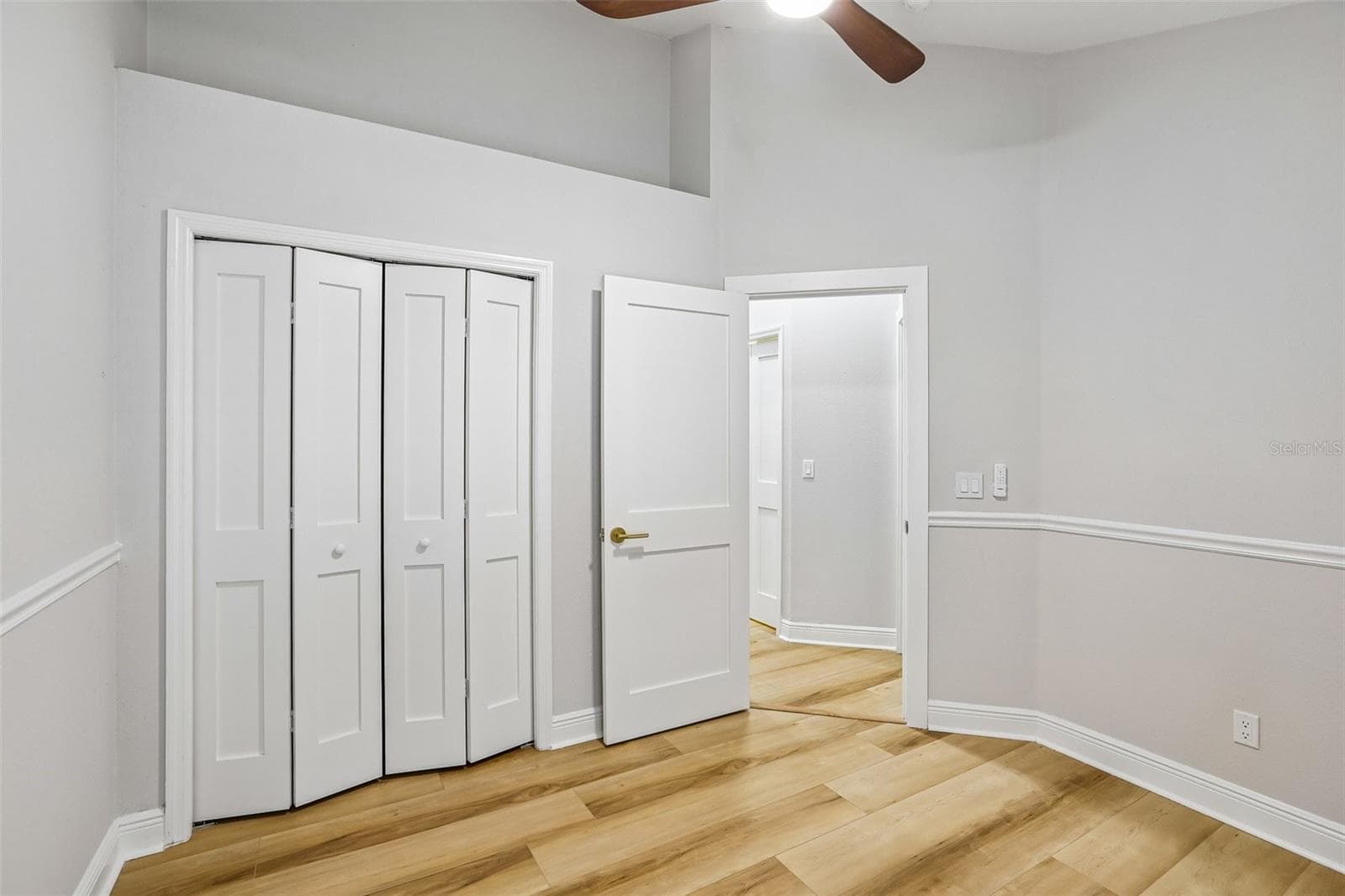 Single Family Residence at 2455 HICKMAN CIR, CLEARWATER, photo 29 of 44