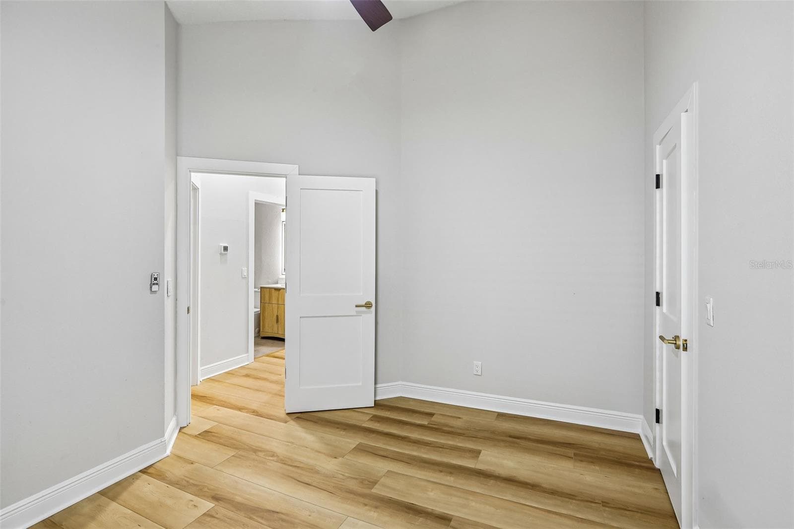 Single Family Residence at 2455 HICKMAN CIR, CLEARWATER, photo 31 of 44