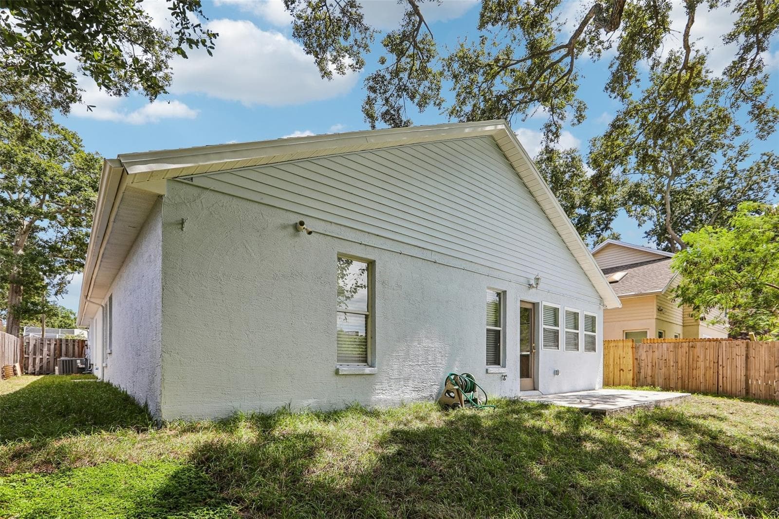 Single Family Residence at 2455 HICKMAN CIR, CLEARWATER, photo 38 of 44