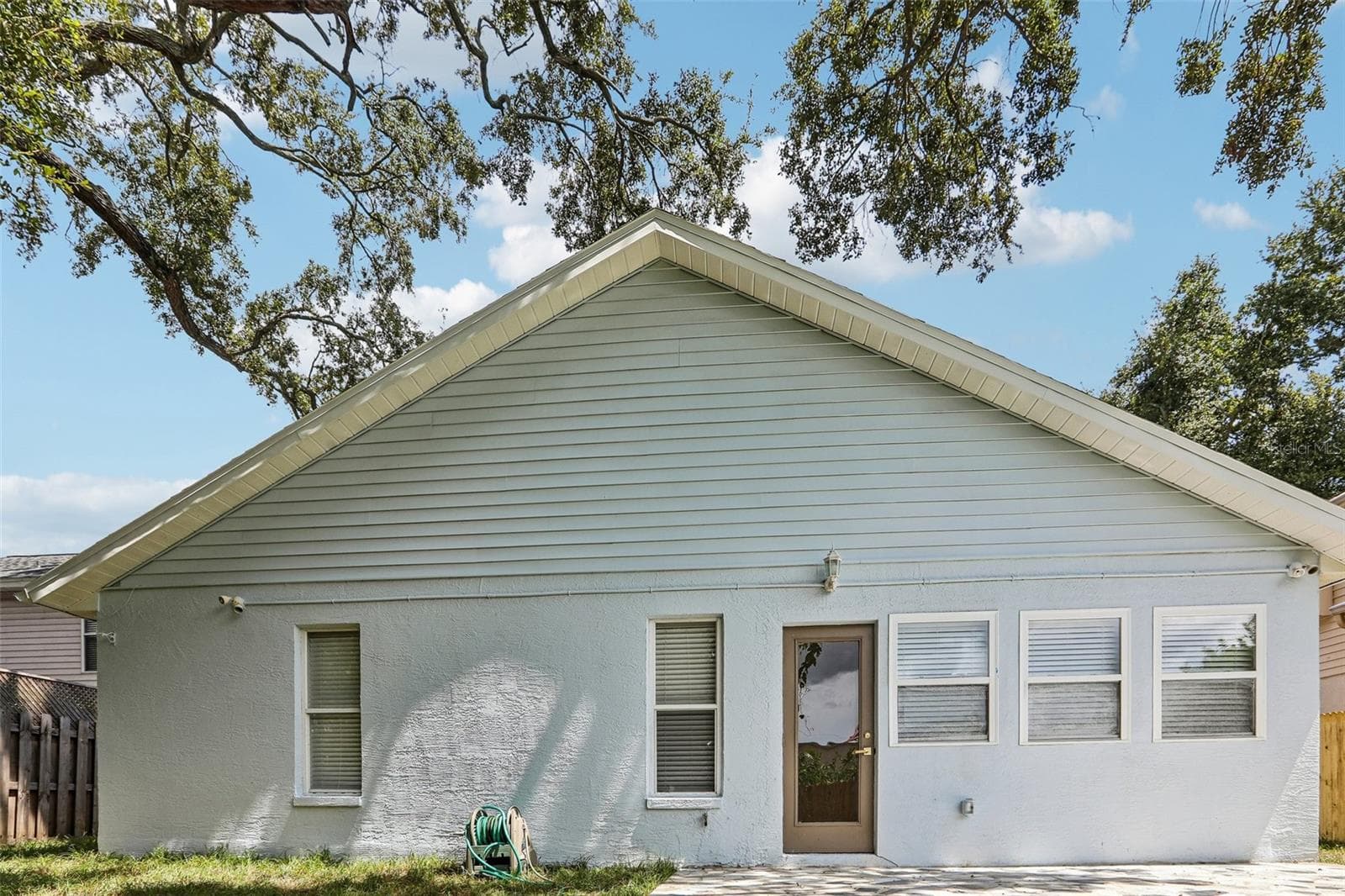 Single Family Residence at 2455 HICKMAN CIR, CLEARWATER, photo 39 of 44