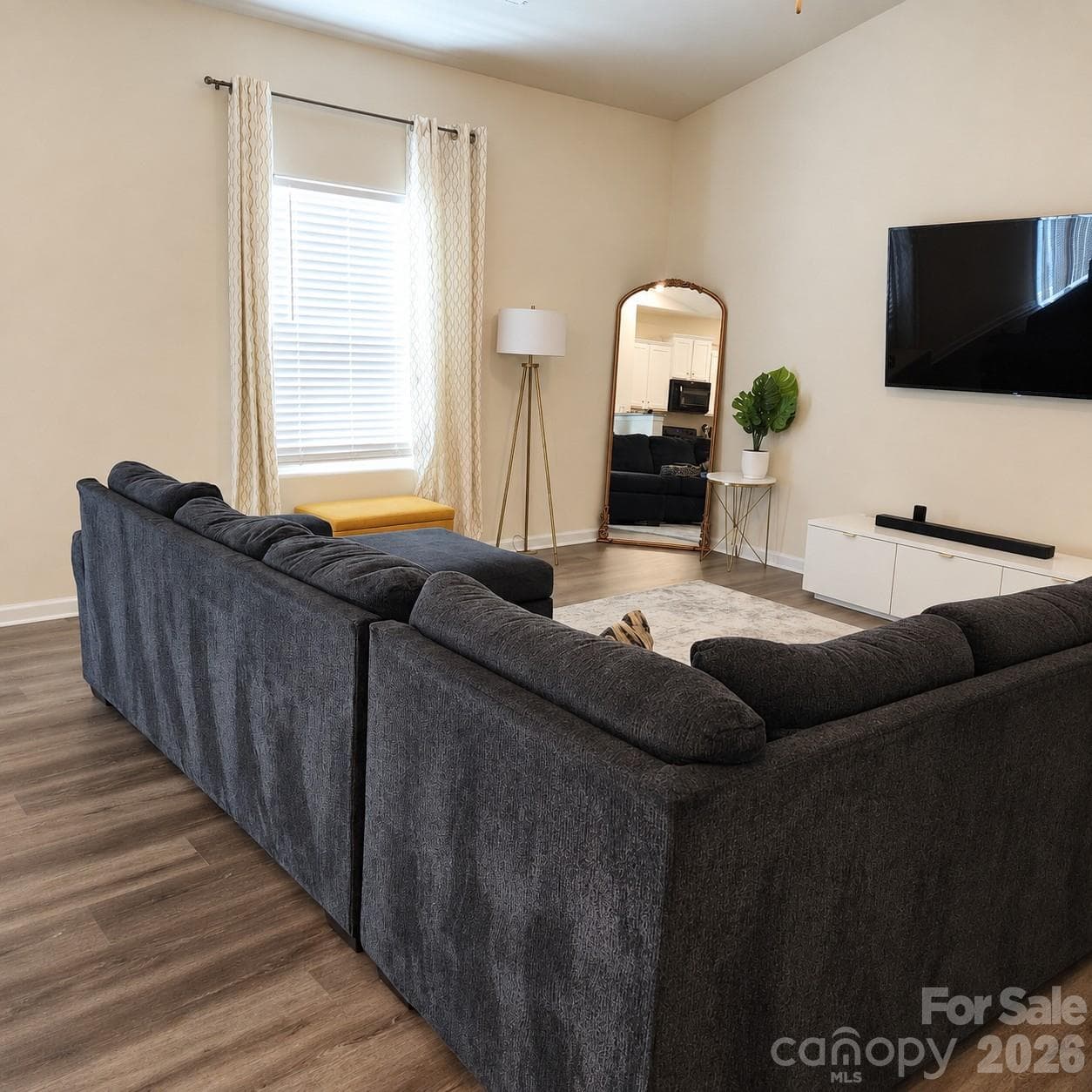 Single Family Residence at 8623 Ballard Hills Court, Charlotte, photo 7 of 16