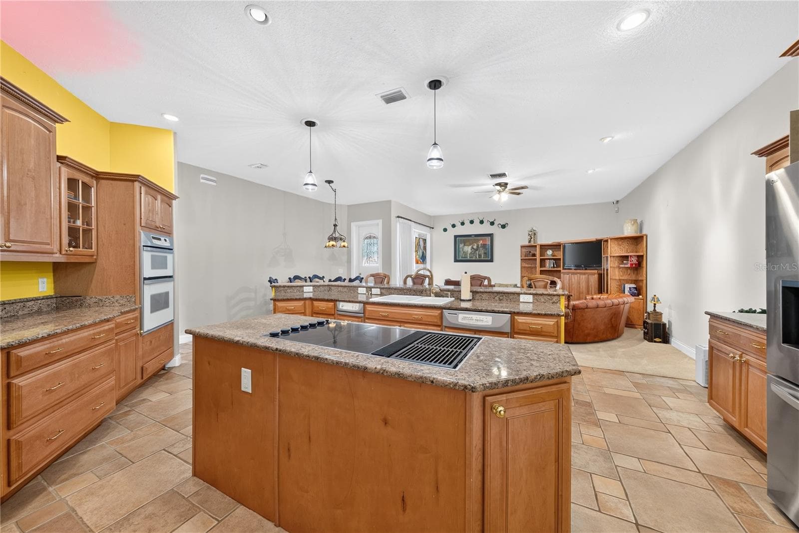 Single Family Residence at 2335 FOREST CLUB DR, ORLANDO, photo 16 of 48