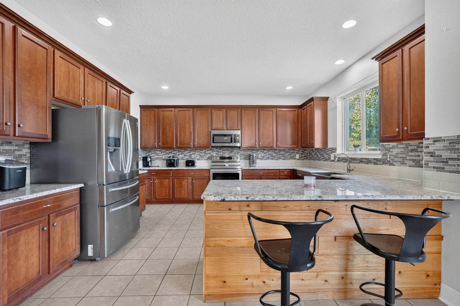 Single Family Residence at 77 ROLLINS LN, PALM COAST, photo 4 of 47