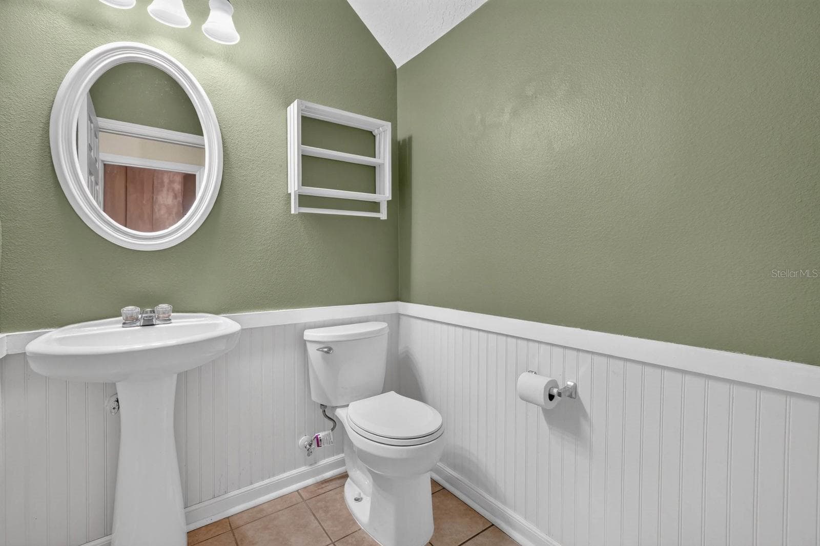 Single Family Residence at 77 ROLLINS LN, PALM COAST, photo 28 of 47