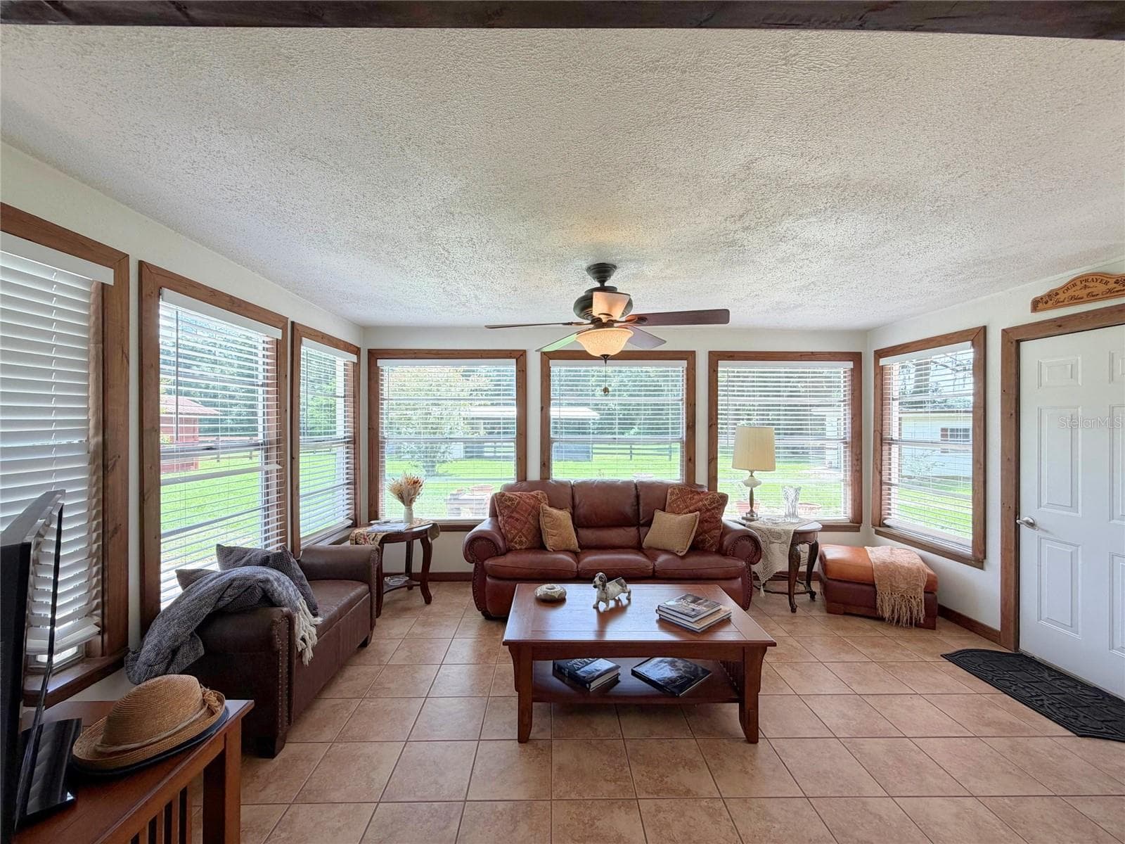 Florida Room - 1480 NE 97 ST, ANTHONY