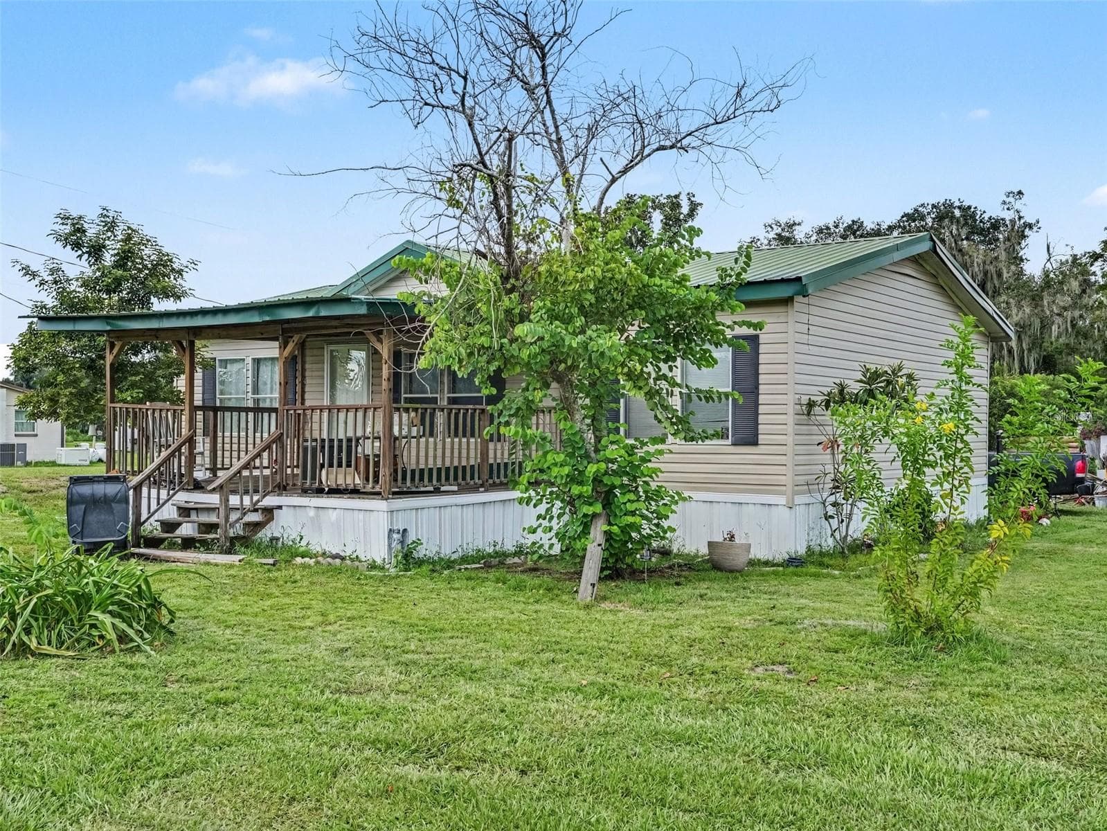 Manufactured Home at 11121 LITHIA PINECREST RD, LITHIA, photo 14 of 18