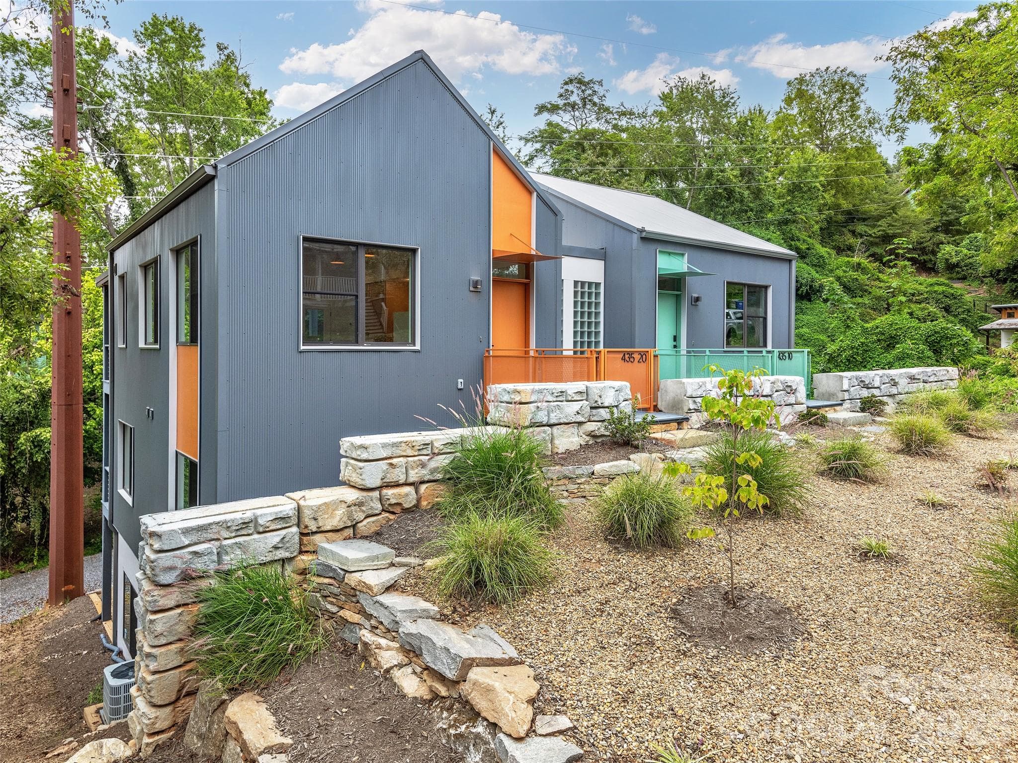 435 W Haywood Street