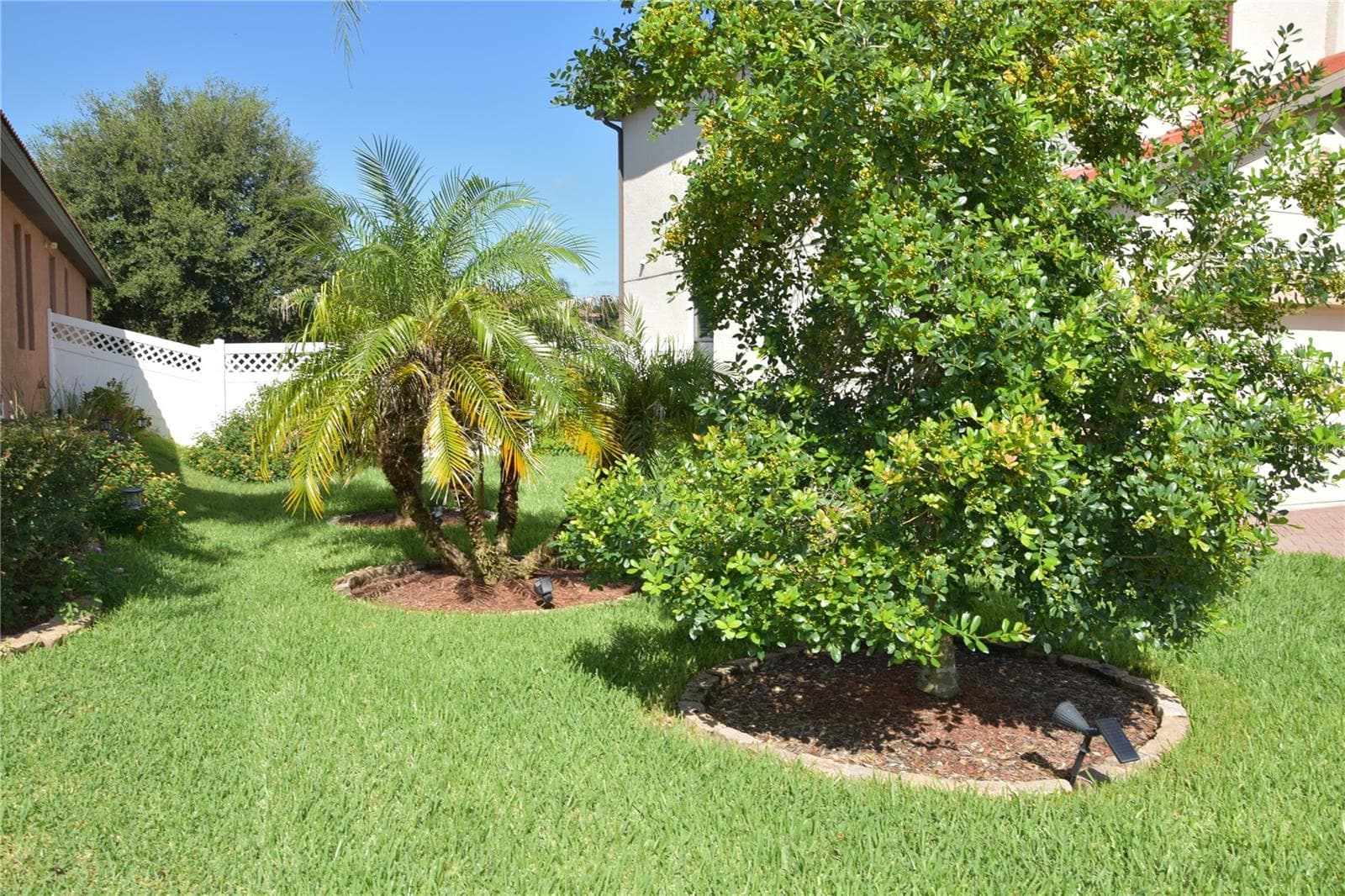 Single Family Residence at 1934 ALTAVISTA CIR, LAKELAND, photo 4 of 32