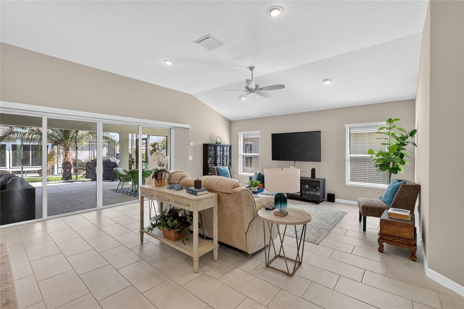 SPACIOUS LIVING ROOM - 5825 FLINT LOOP, THE VILLAGES