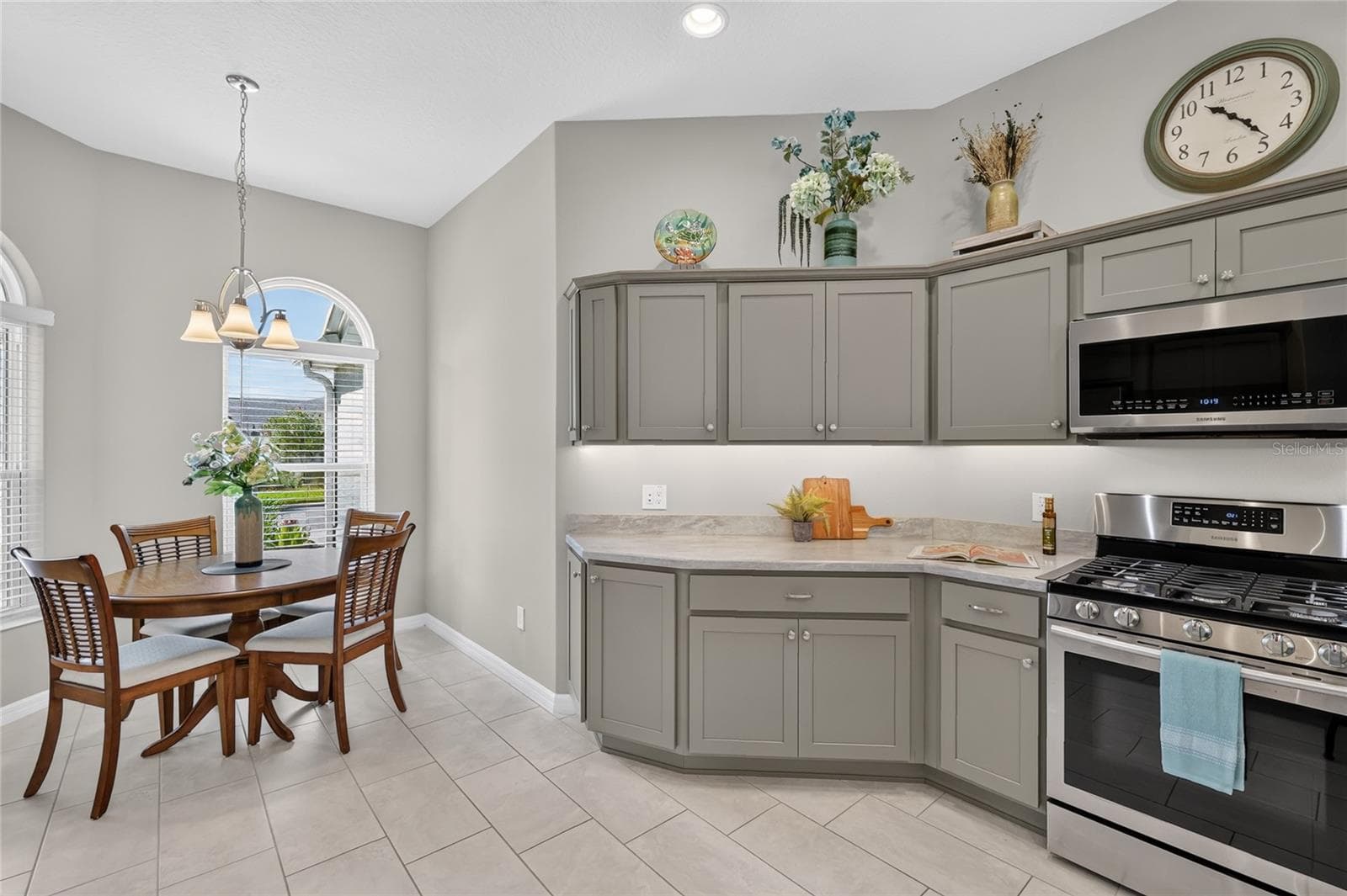 Single Family Residence at 5825 FLINT LOOP, THE VILLAGES, photo 22 of 47
