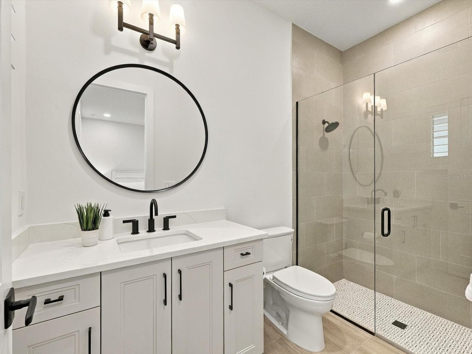 Ensuite Bath 3 - 532 BLUE SHELL LOOP, SARASOTA
