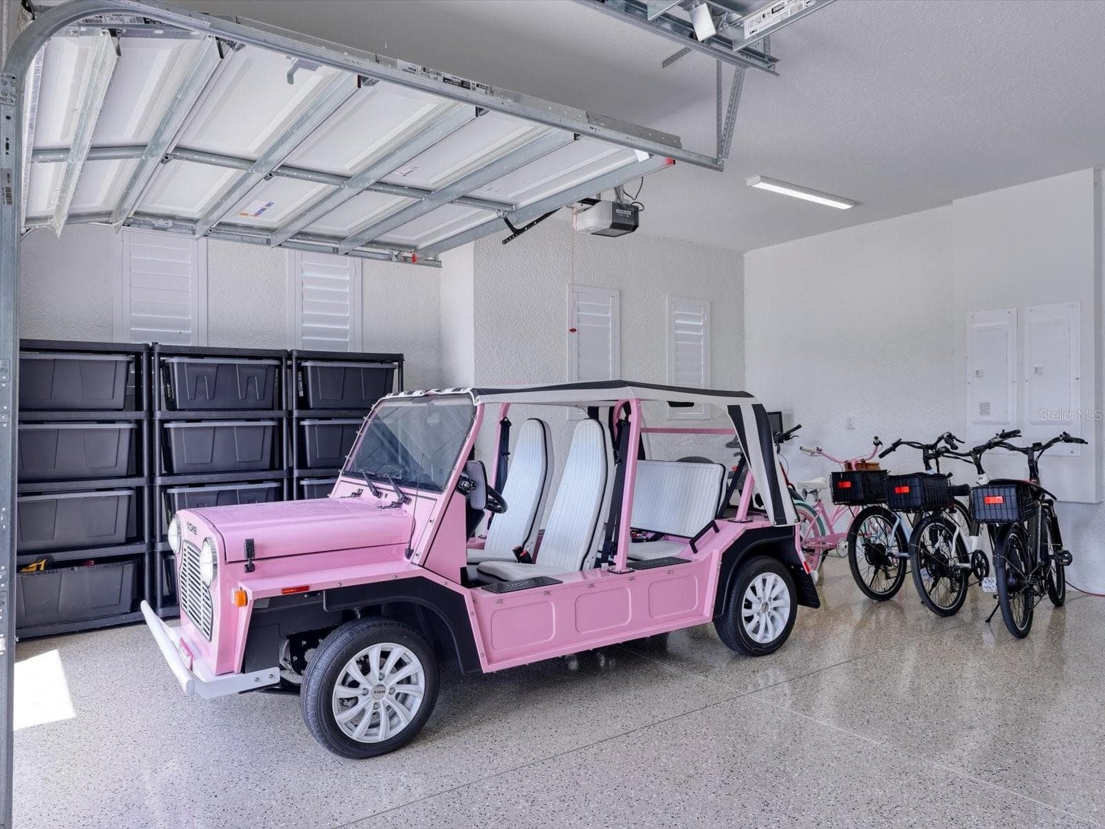 3rd Bay in Garage - 532 BLUE SHELL LOOP, SARASOTA