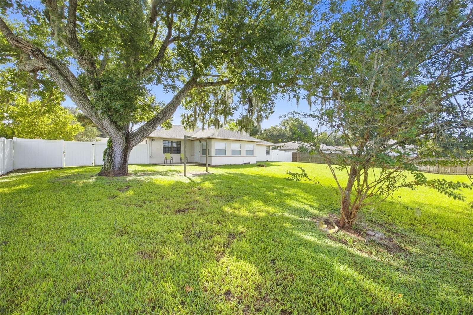 Single Family Residence at 7926 W RIDGE POINTE DR, LAKELAND, photo 5 of 30