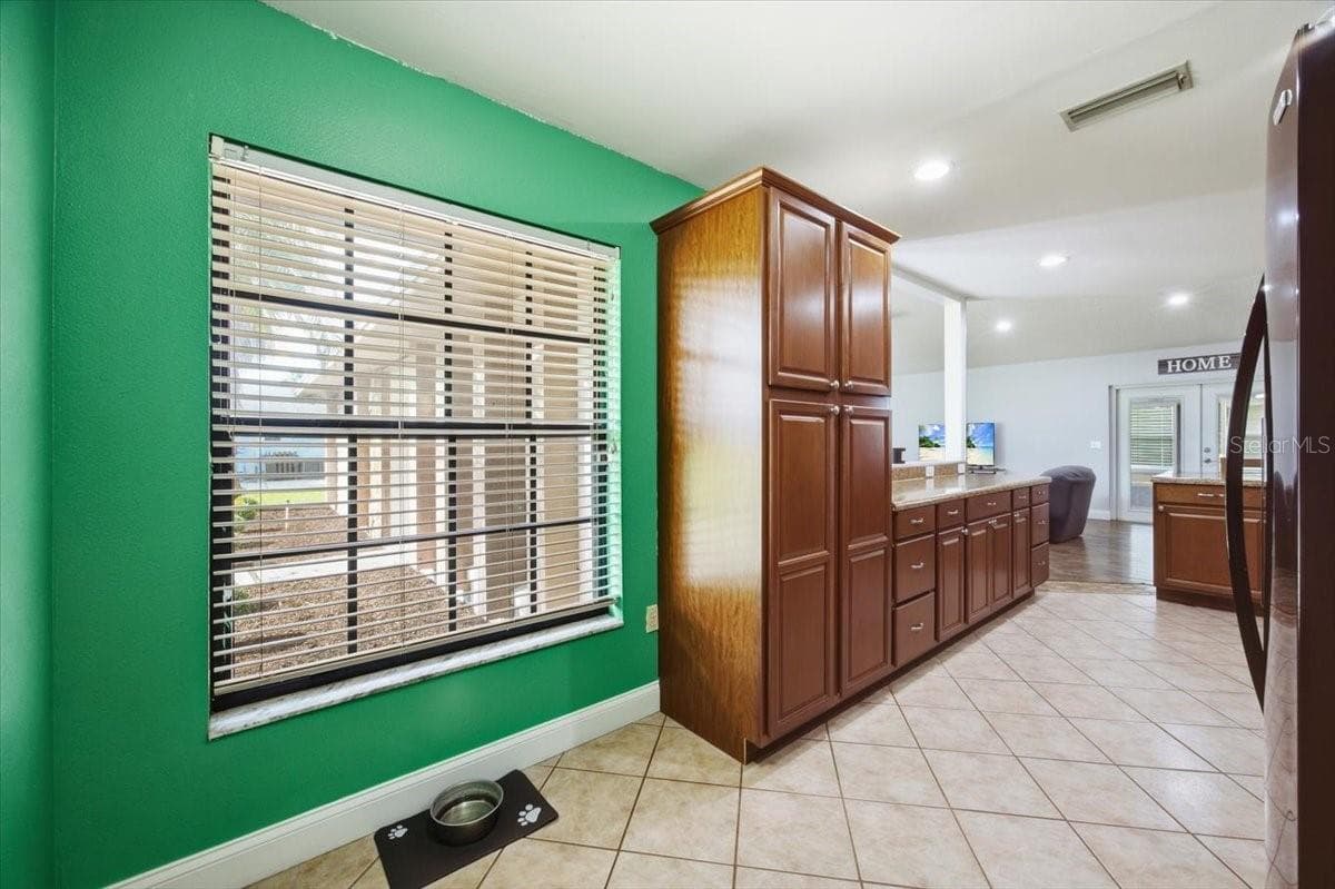 Single Family Residence at 7926 W RIDGE POINTE DR, LAKELAND, photo 17 of 30