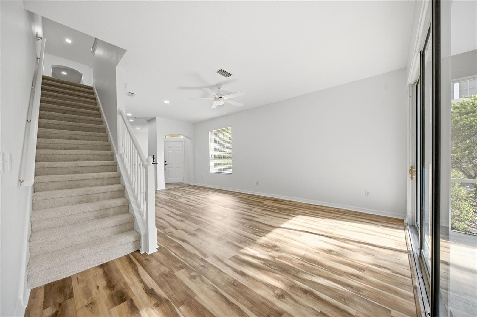 Townhouse at 10360 HERON KEY WAY, TAMPA, photo 11 of 24