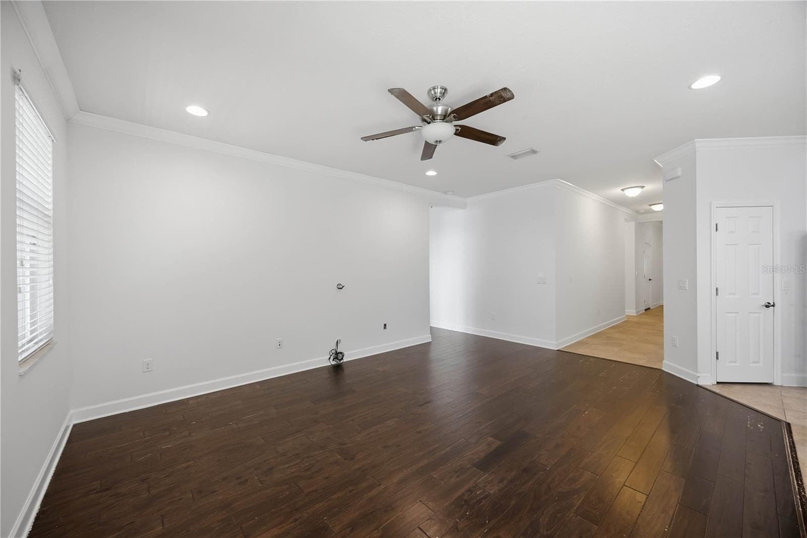Living Room - 5711 ARBOR WOOD CT, BRADENTON