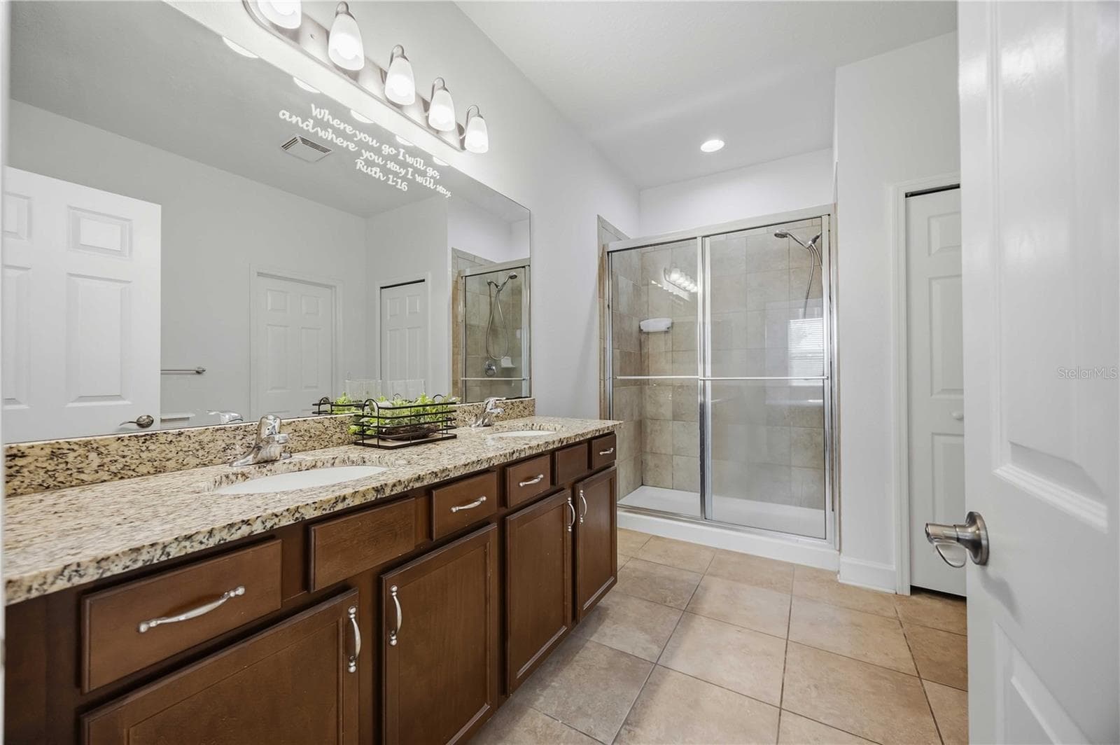 Primary Bathroom - 5711 ARBOR WOOD CT, BRADENTON