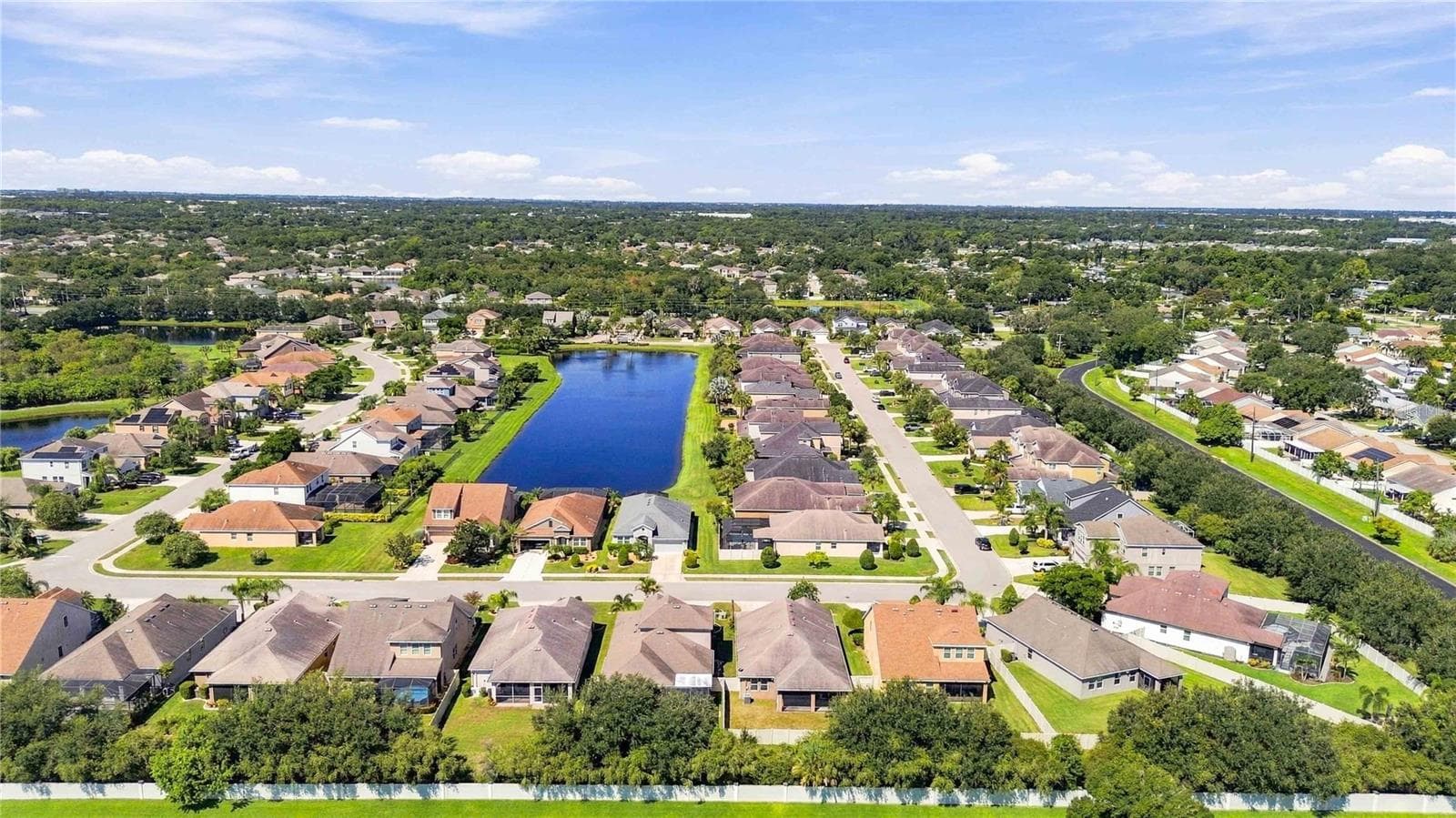 Single Family Residence at 5711 ARBOR WOOD CT, BRADENTON, photo 59 of 61