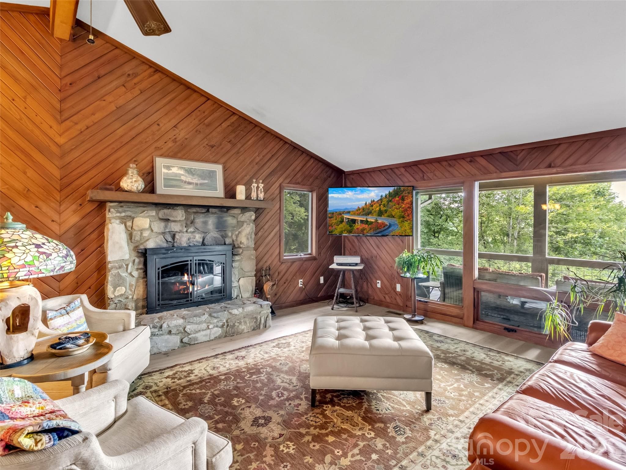 Single Family Residence at 70 Calhoun Ridge Road, Waynesville, photo 9 of 48