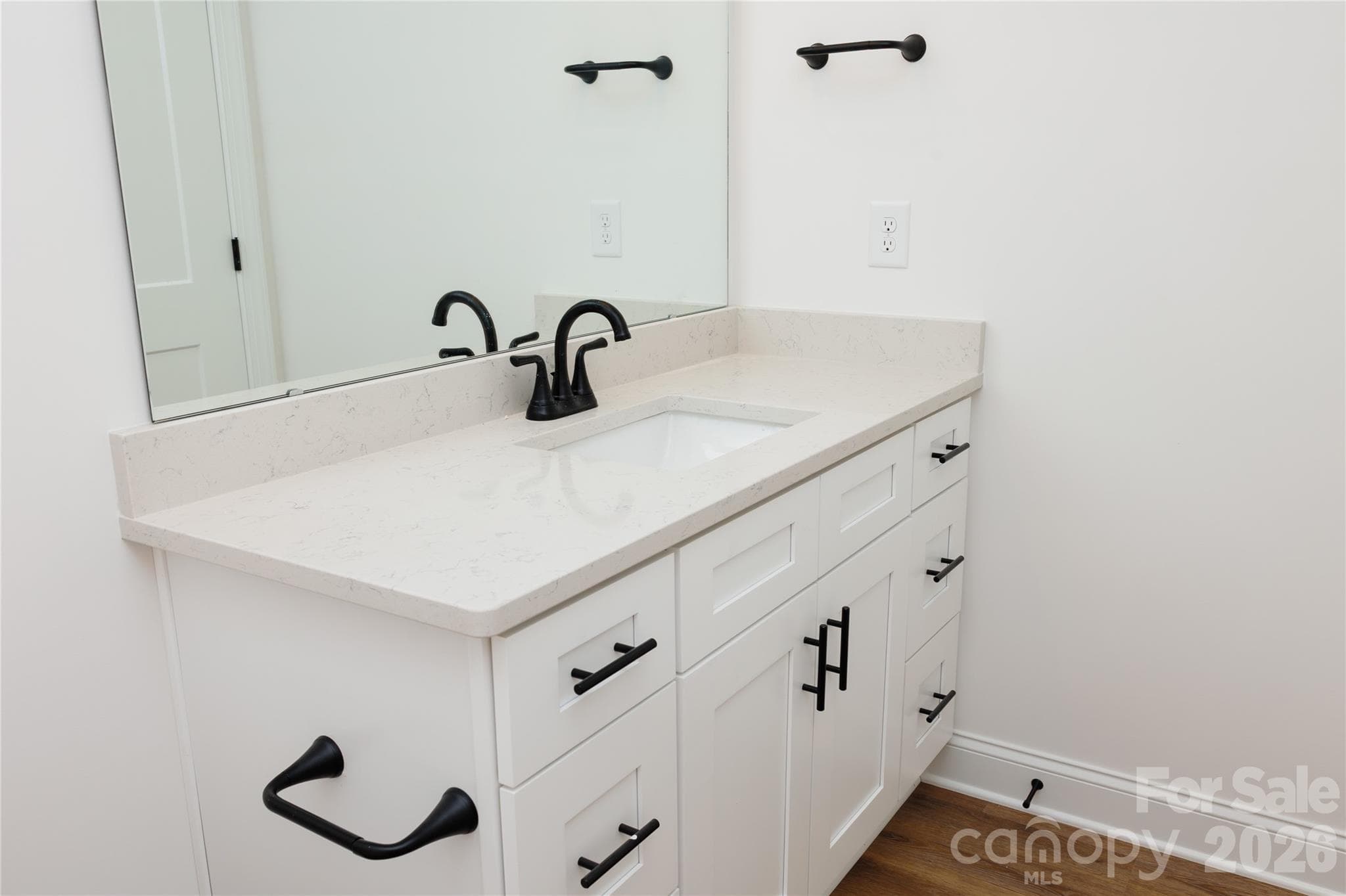 Hall Bath - 130C Deer Brook Drive, Shelby