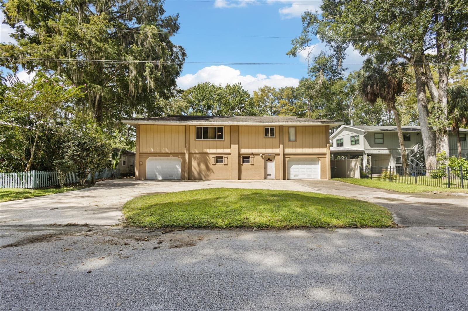 Single Family Residence at 15645 NW 46TH LN, CHIEFLAND, photo 2 of 47